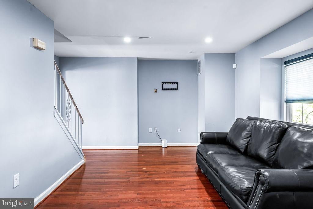 4201 BAR HARBOR PLACE