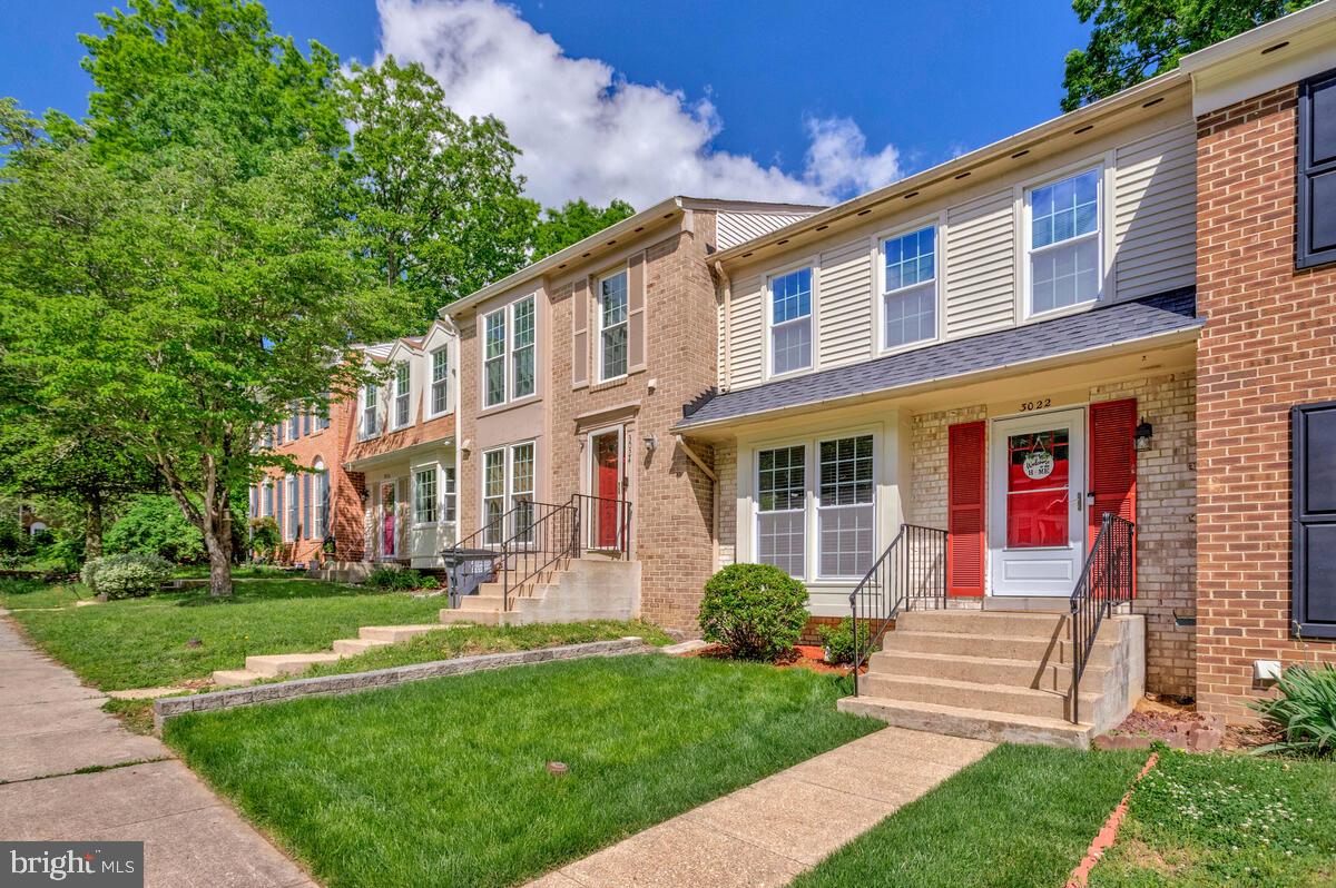 3022 DUNLEIGH COURT