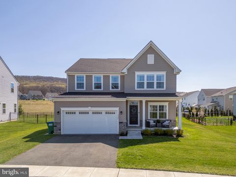 6494 ROBIN ROAD MACUNGIE PA 18062