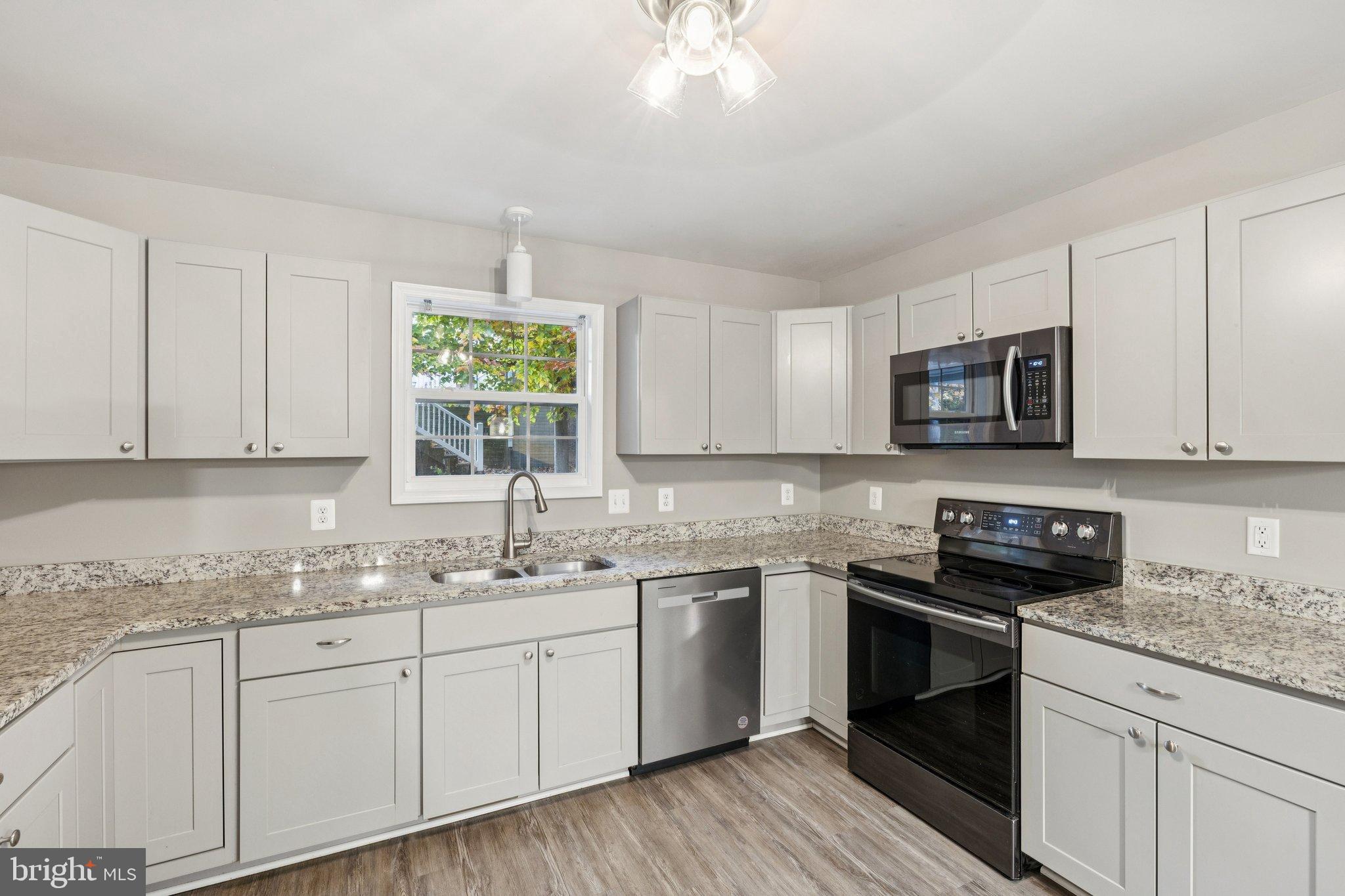 OAKLAND PARK - Residential Lease