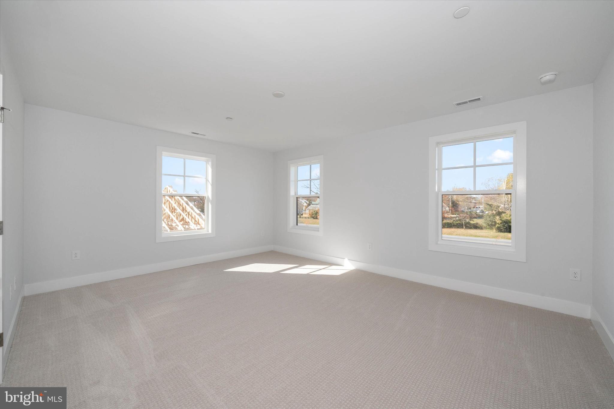 OLDE TOWN - Residential