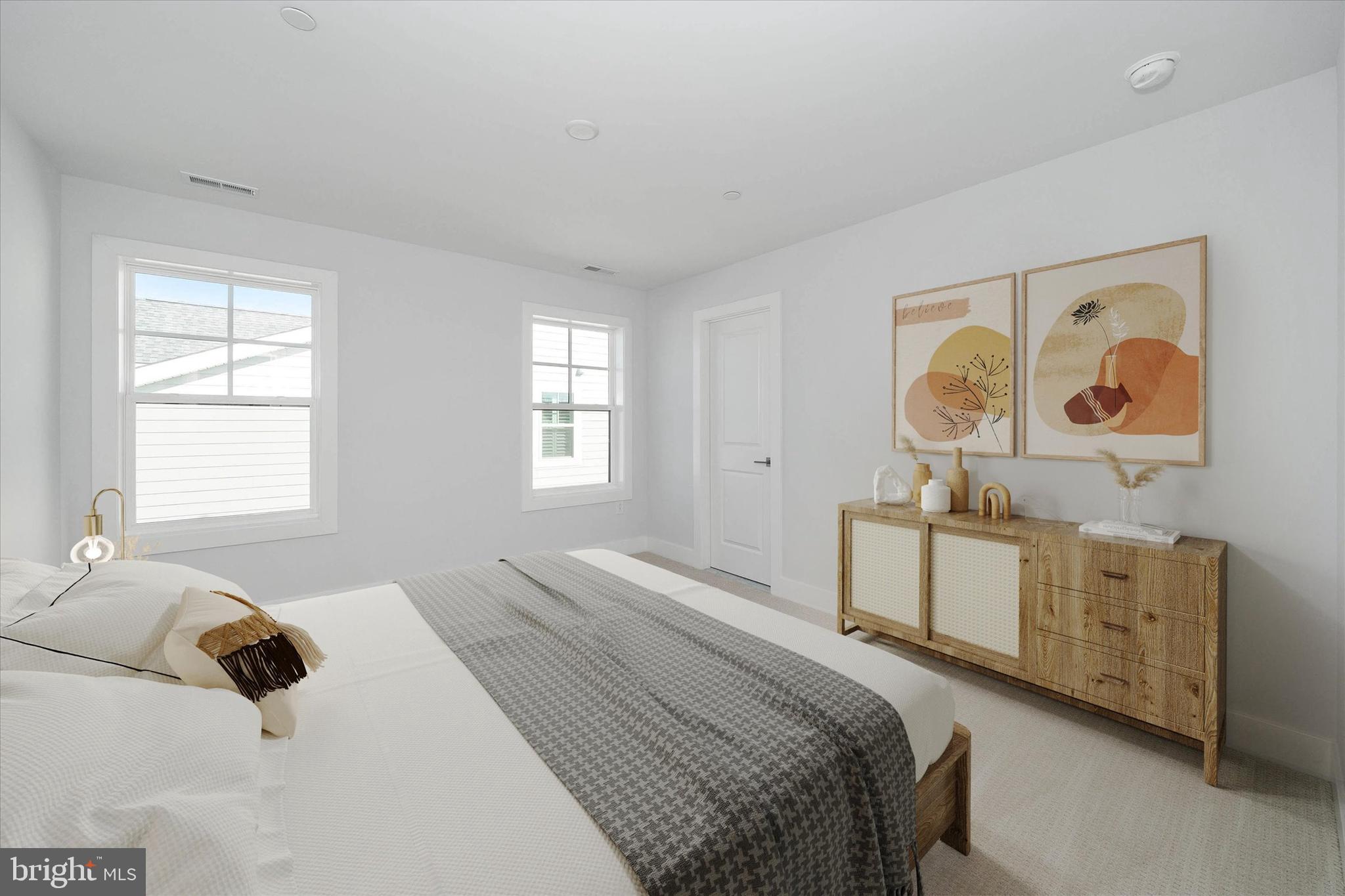 OLDE TOWN - Residential