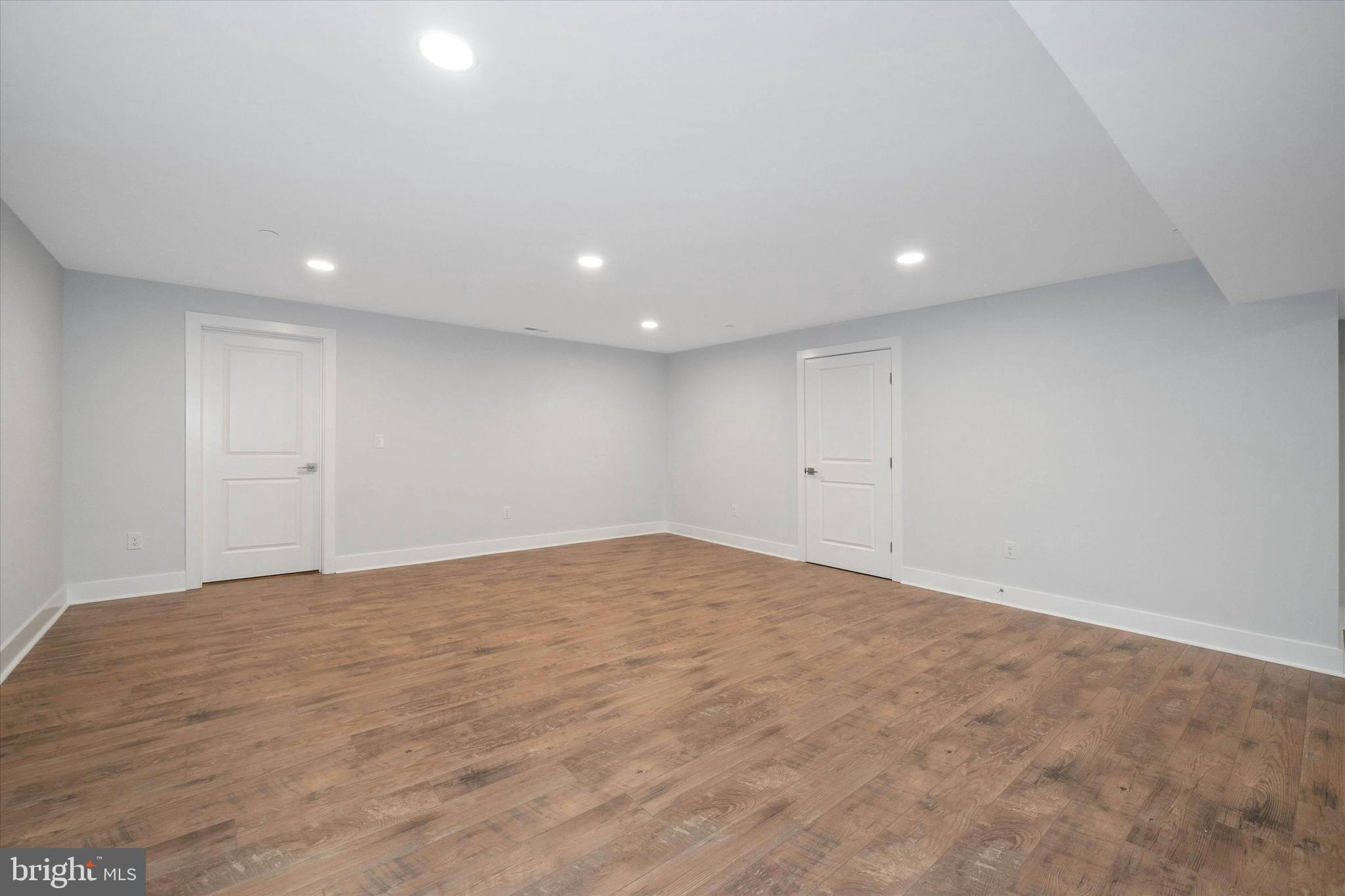 OLDE TOWN - Residential