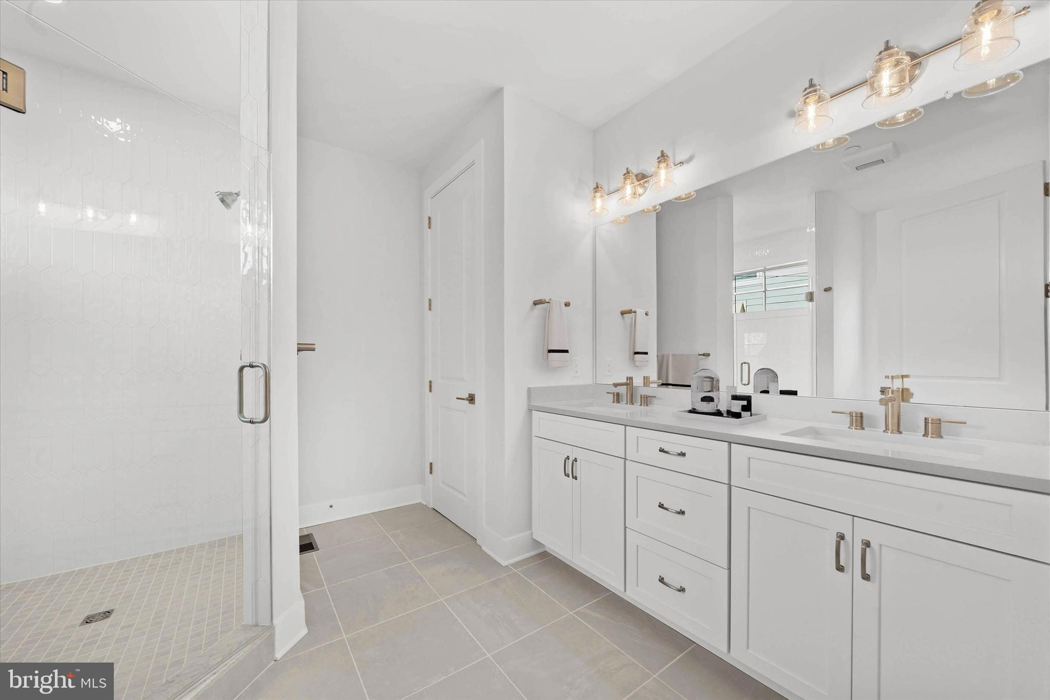 OLDE TOWN - Residential