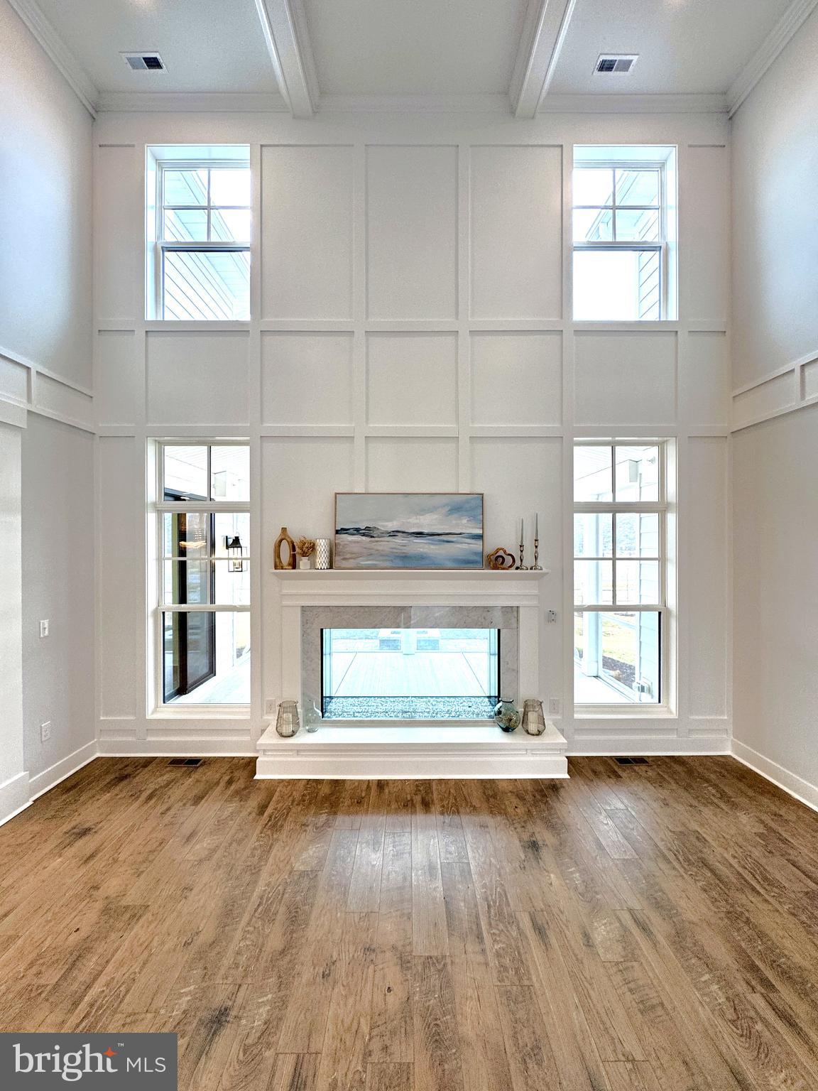 OLDE TOWN - Residential