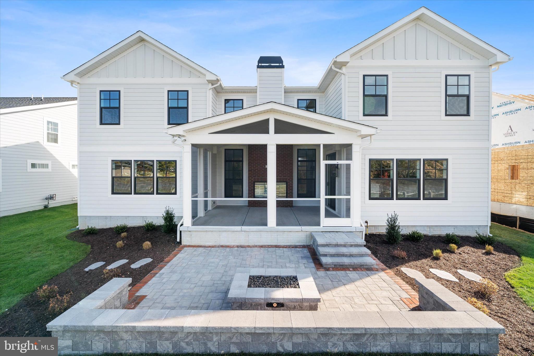 OLDE TOWN - Residential