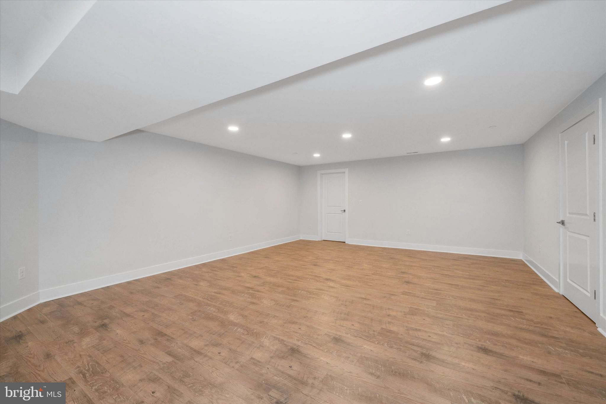 OLDE TOWN - Residential