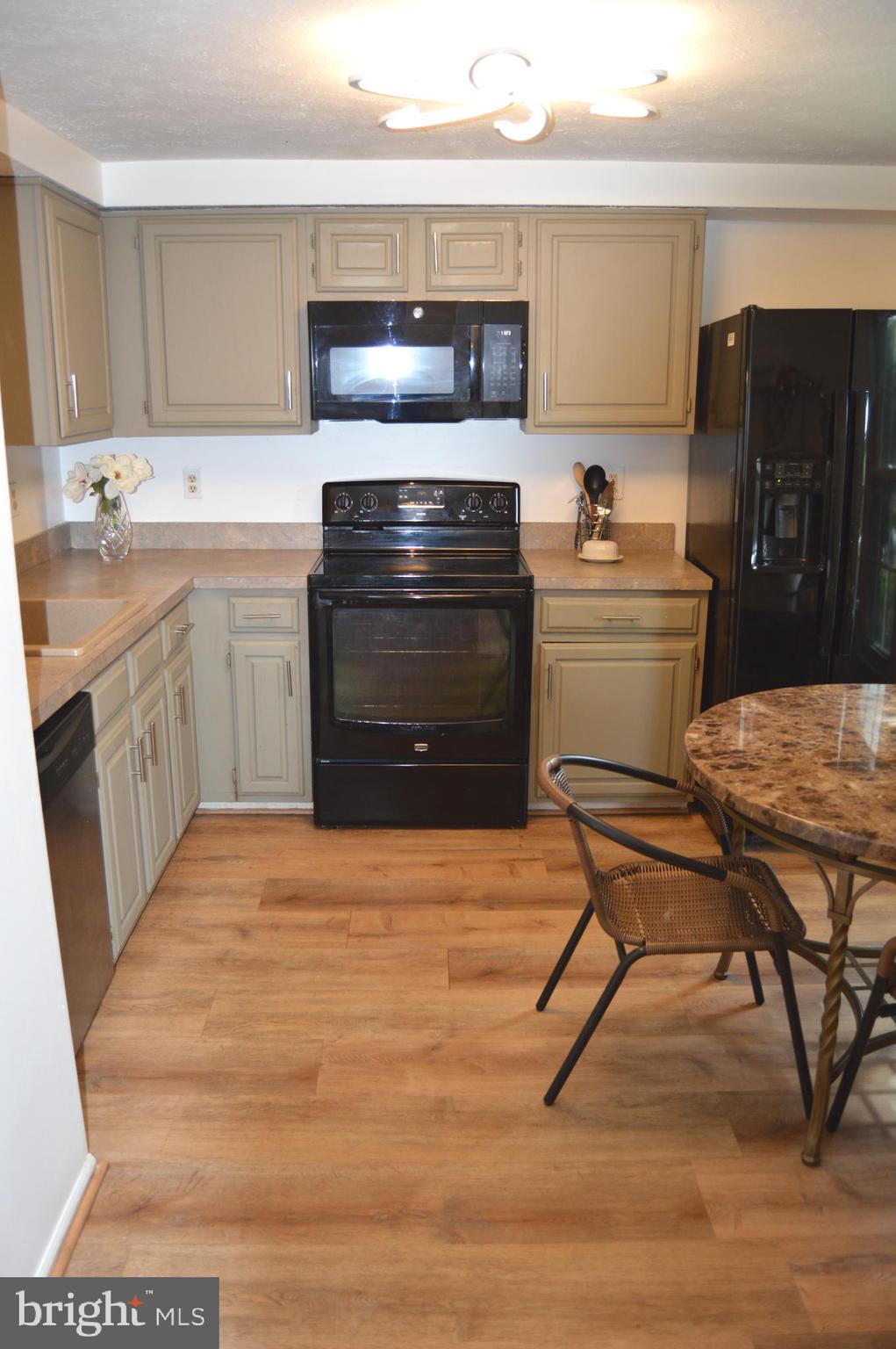 BLUFFS AT DEEP CREEK - Residential