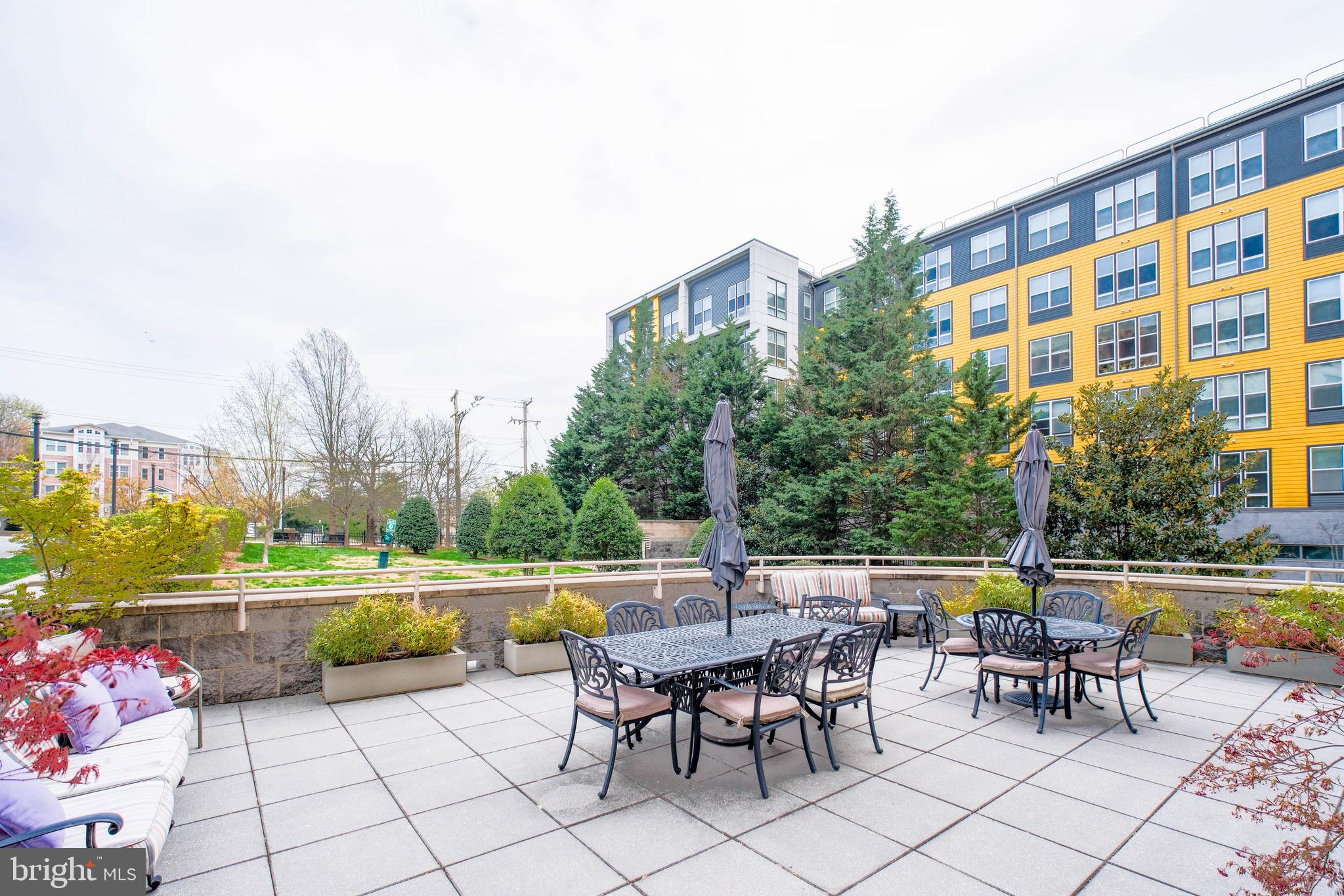 WILTON HOUSE - Residential Lease