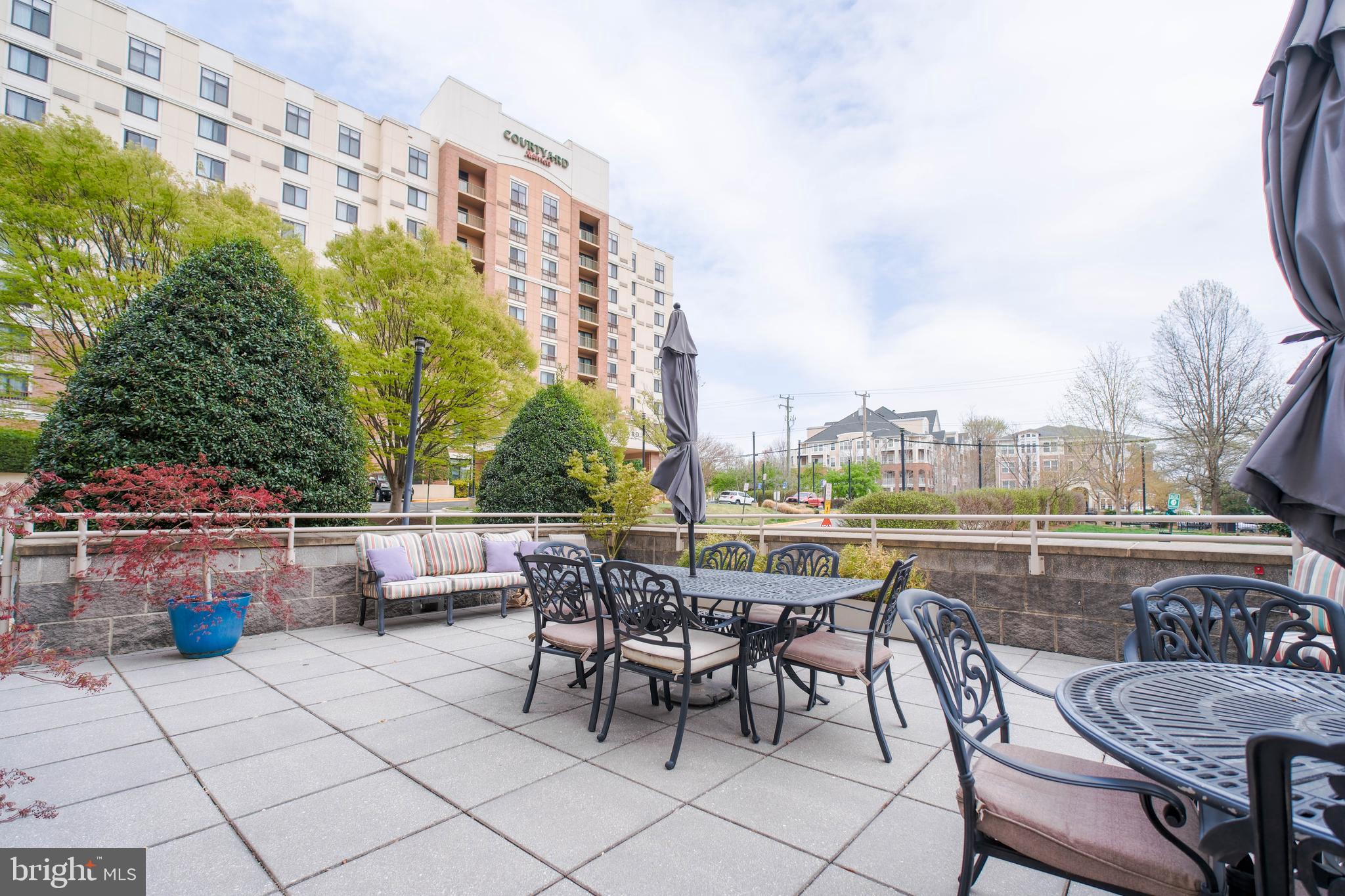 WILTON HOUSE - Residential Lease