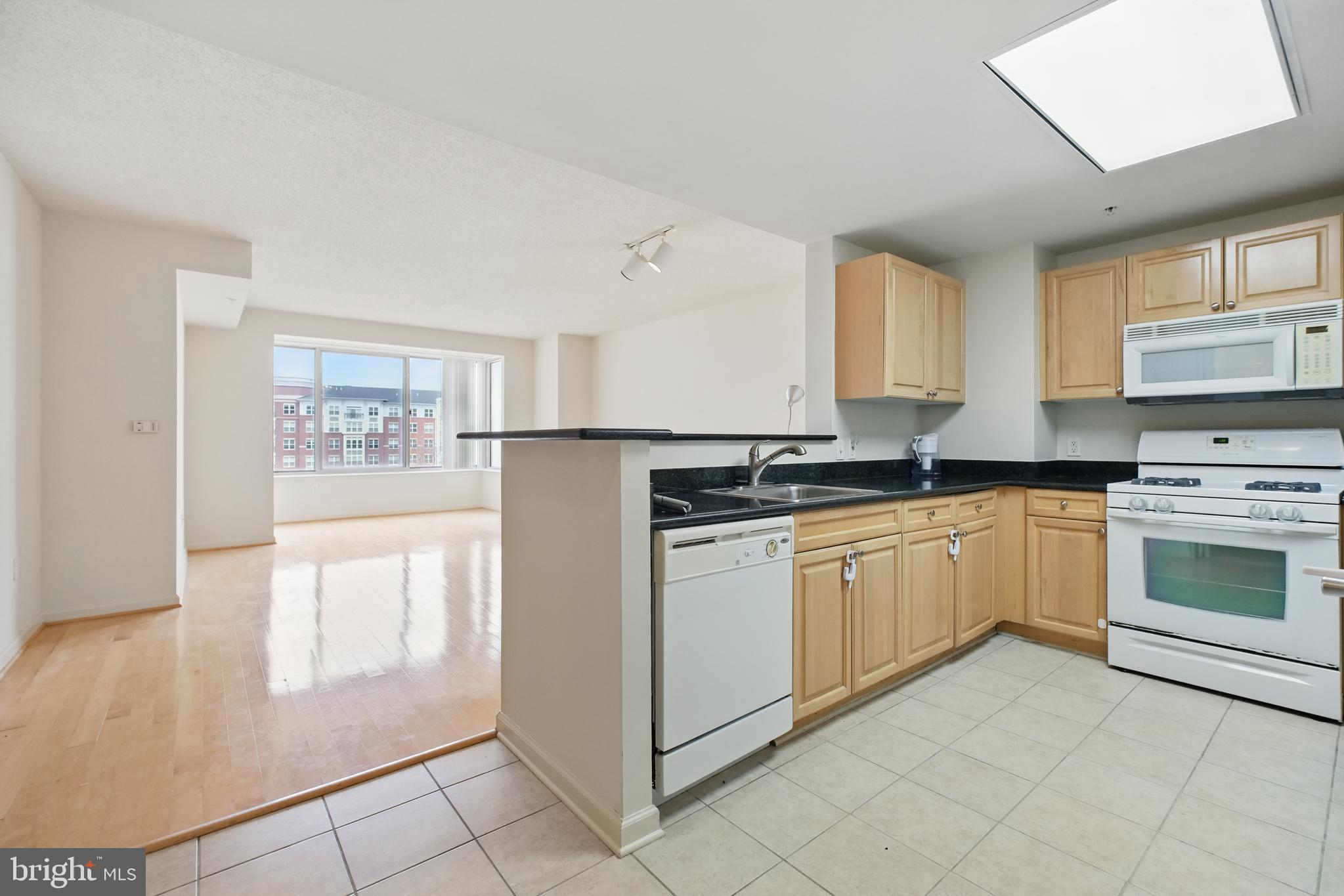 WILTON HOUSE - Residential Lease