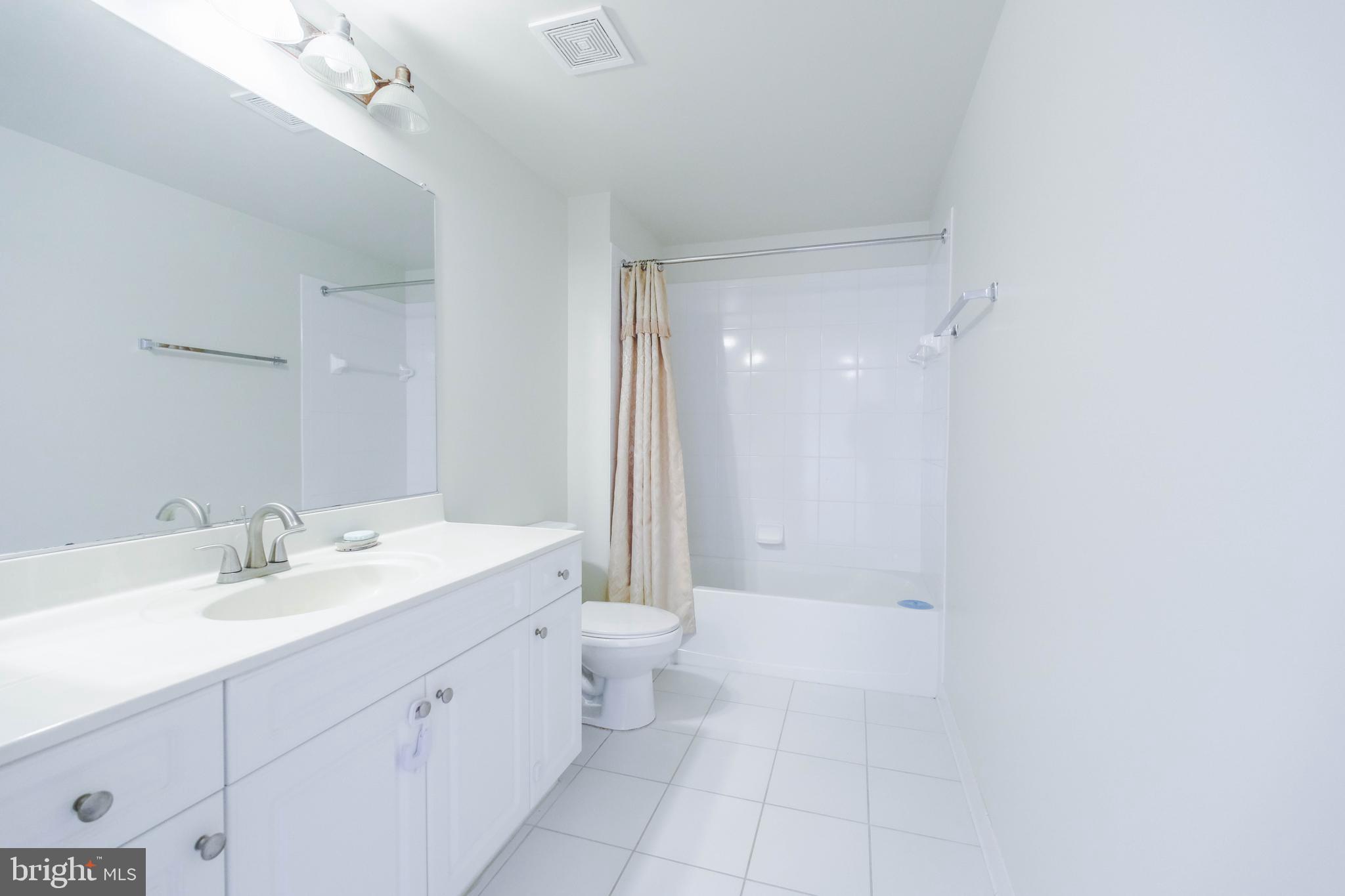 WILTON HOUSE - Residential Lease