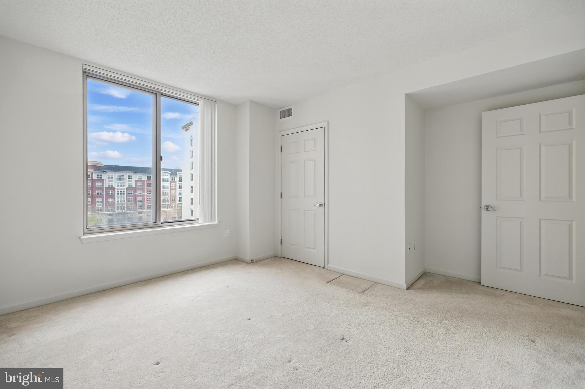 WILTON HOUSE - Residential Lease