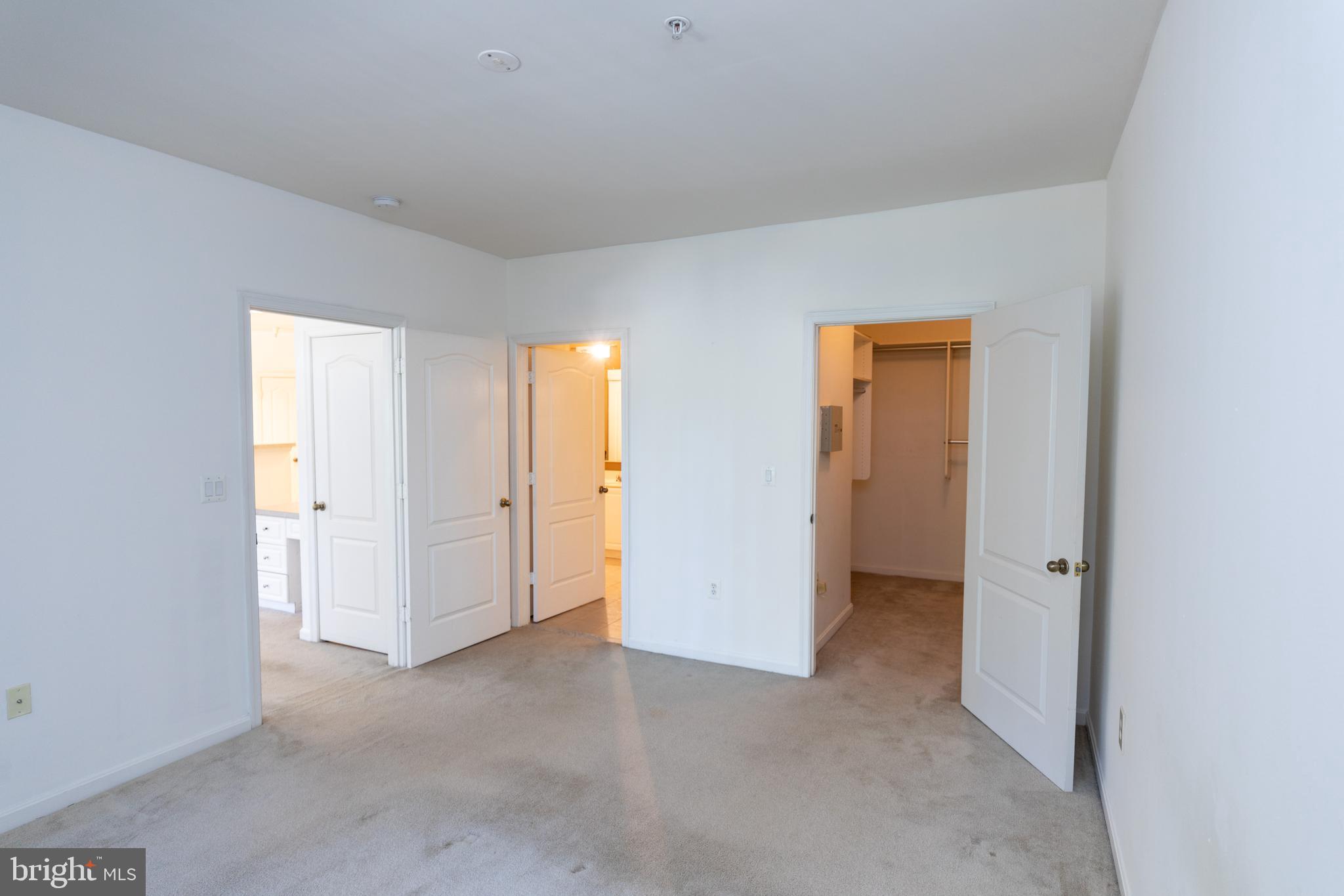 HIGH VIEW AT HUNT VALLEY - Residential