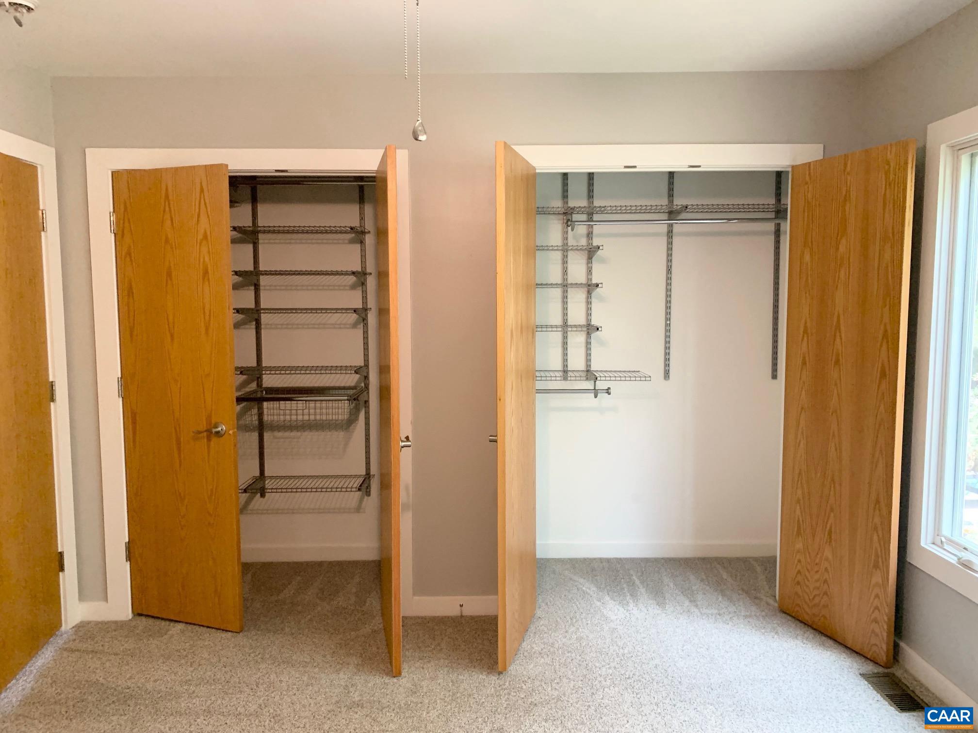 LINDEN TOWN LOFTS - Residential Lease