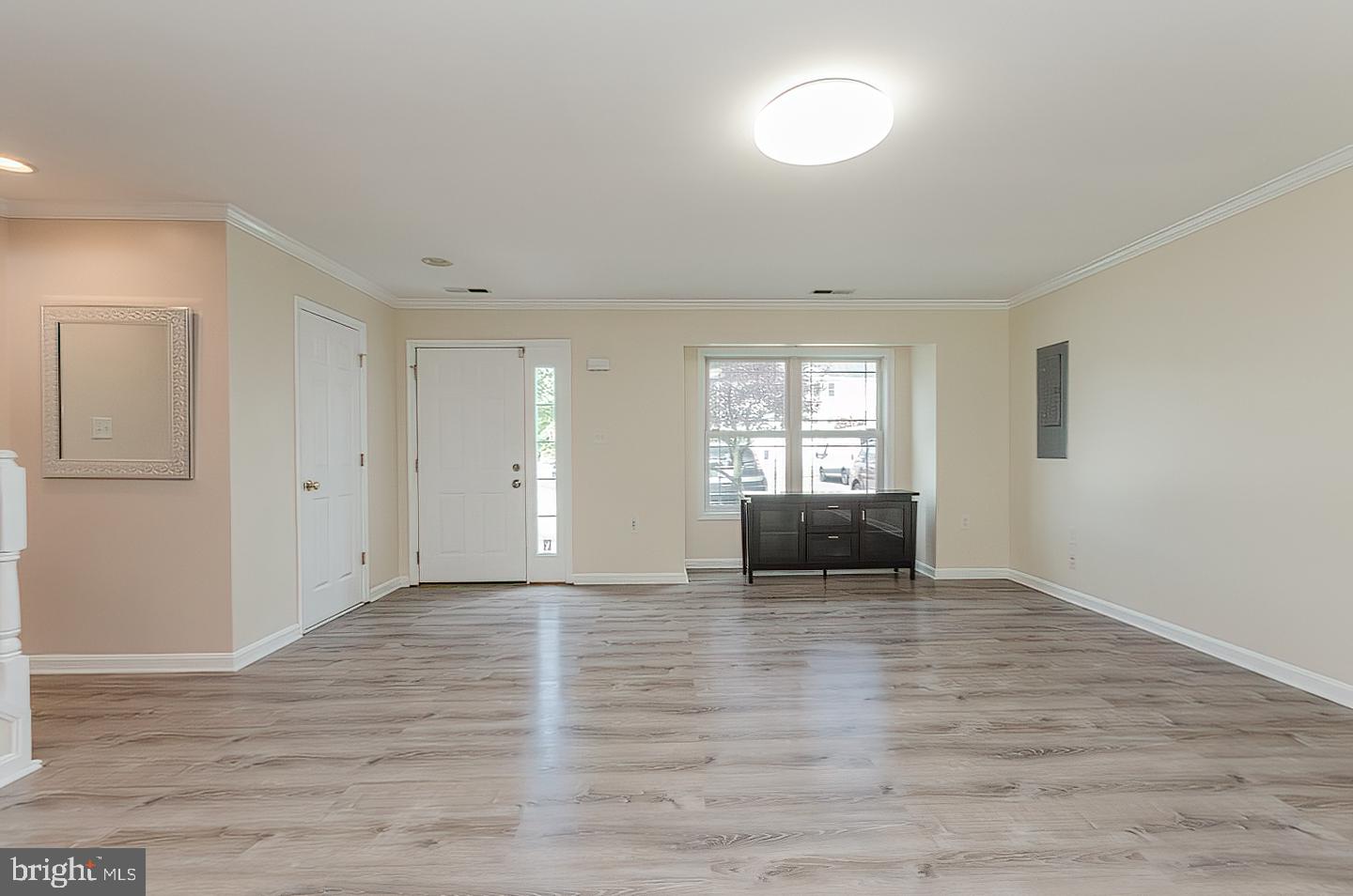 LOCUST HILL - Residential