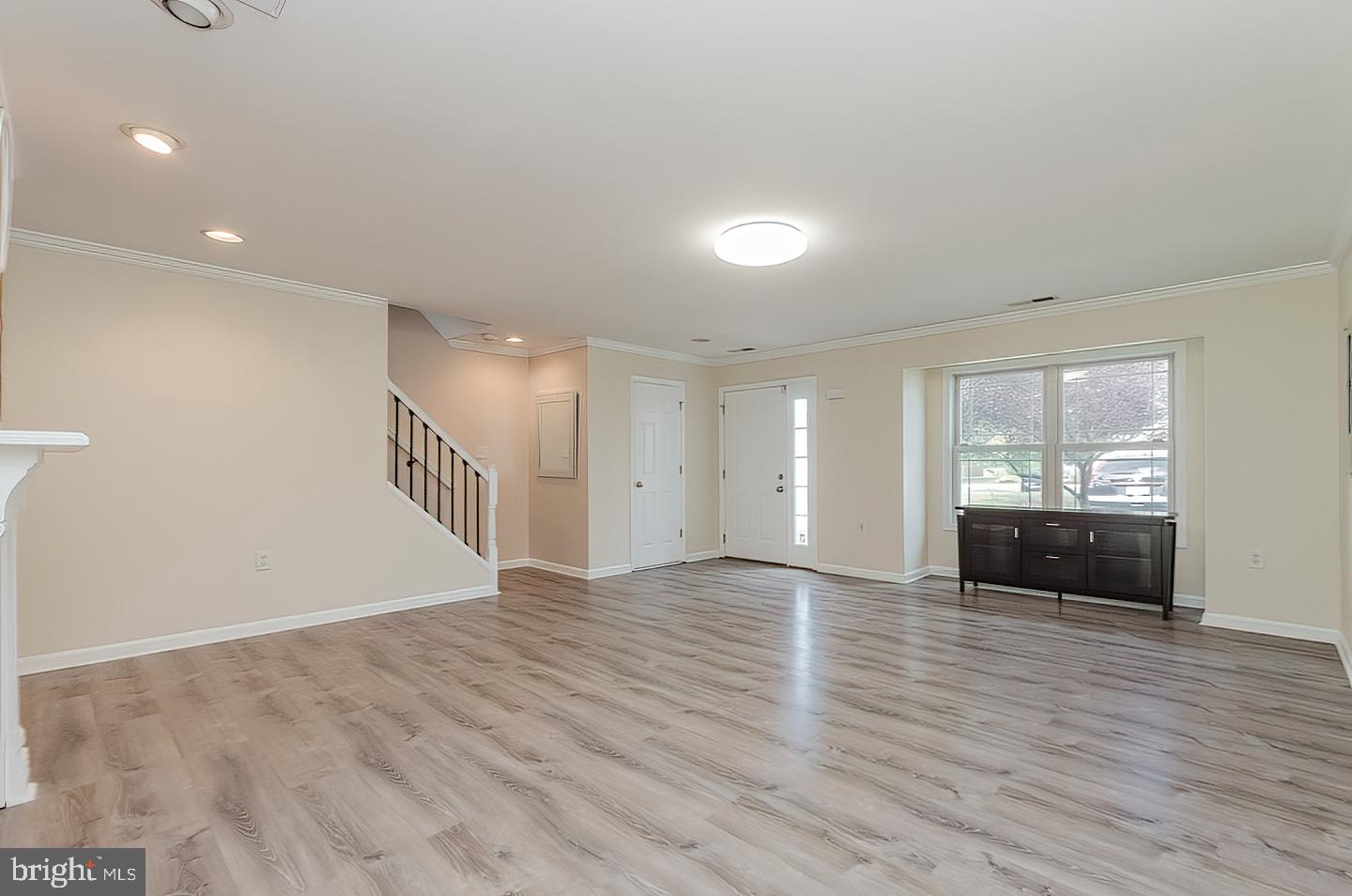 LOCUST HILL - Residential