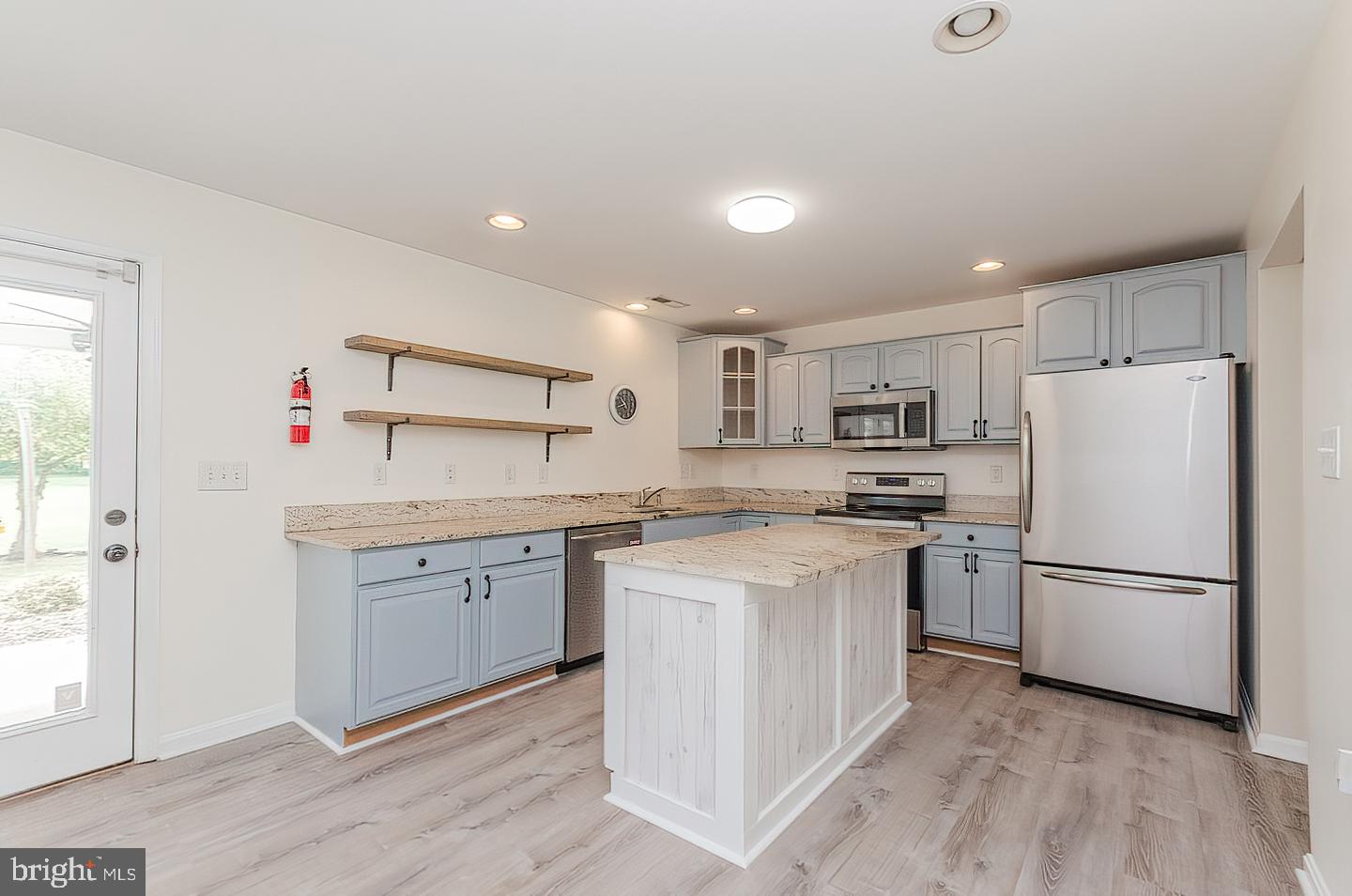 LOCUST HILL - Residential