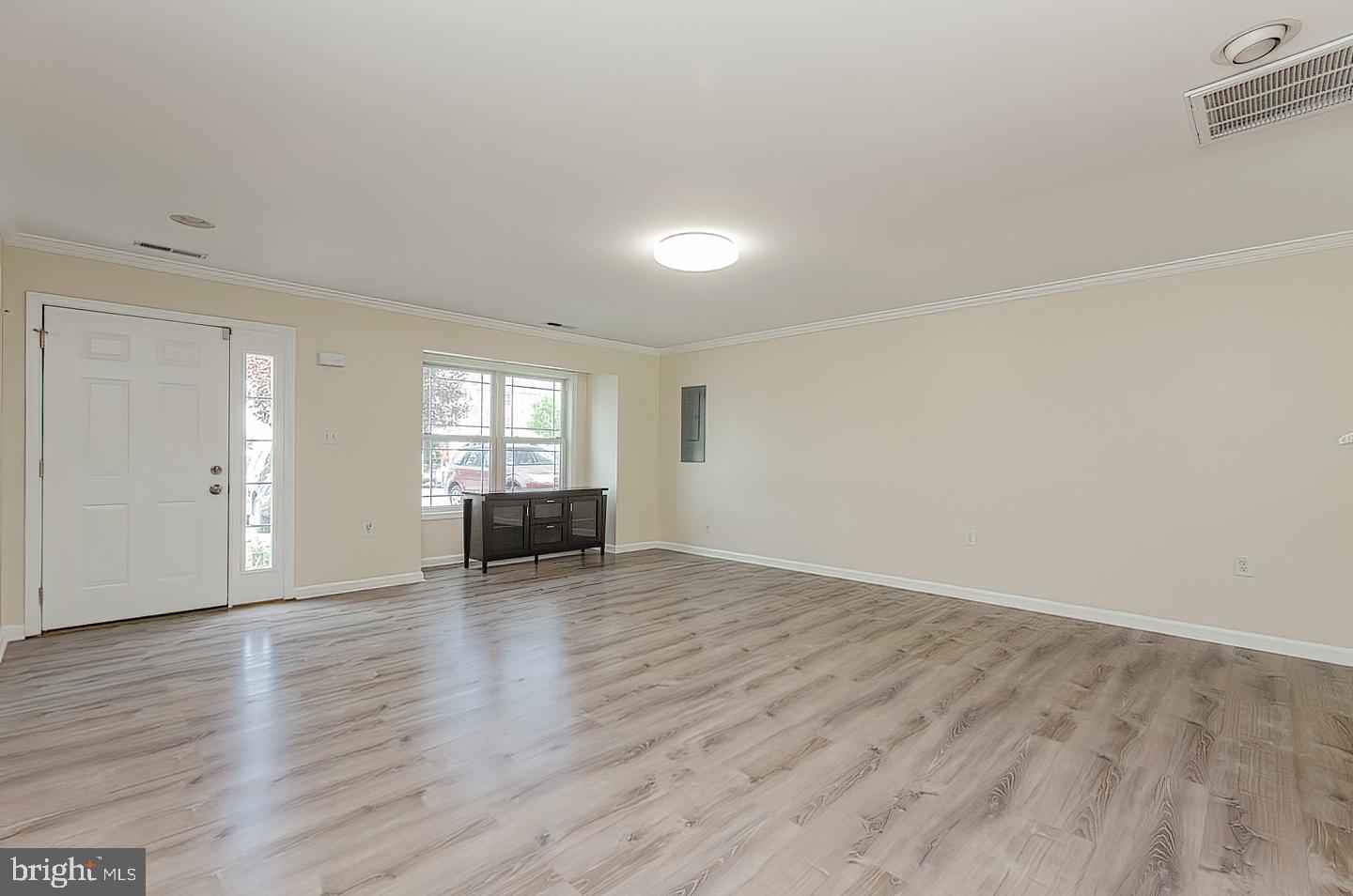 LOCUST HILL - Residential