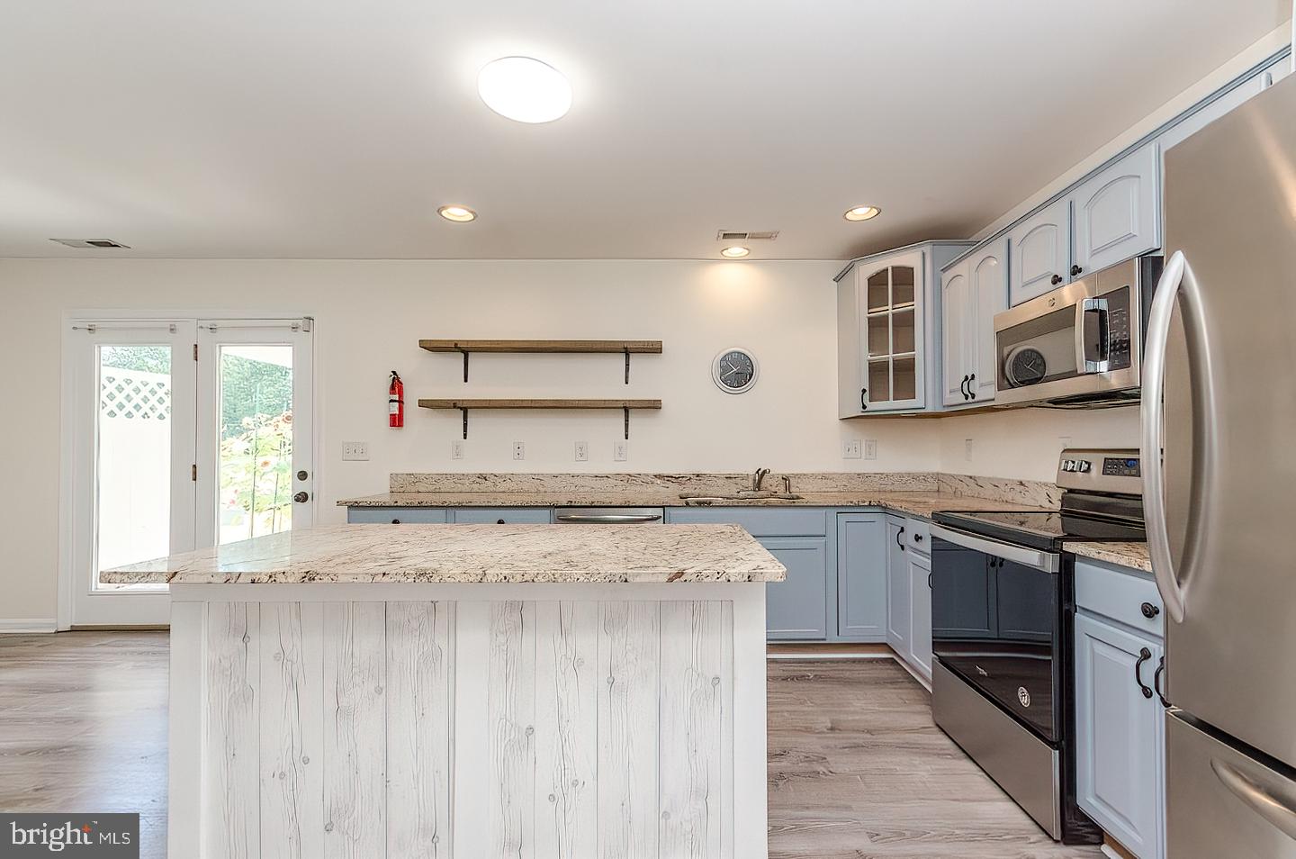 LOCUST HILL - Residential