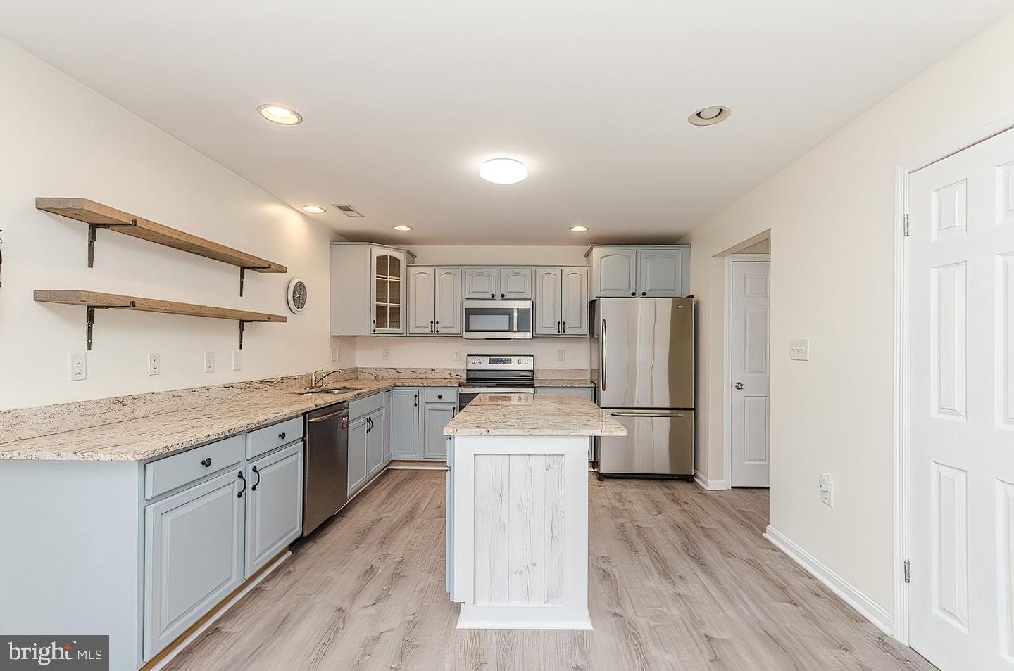 LOCUST HILL - Residential