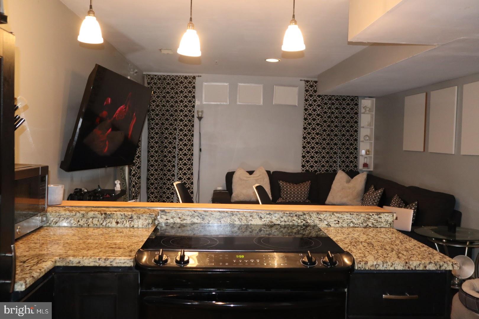 CIMARRON WOODS - Residential Lease