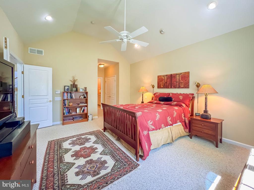 TRADITIONS AT WASH - Residential