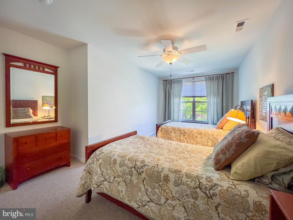 TRADITIONS AT WASH - Residential