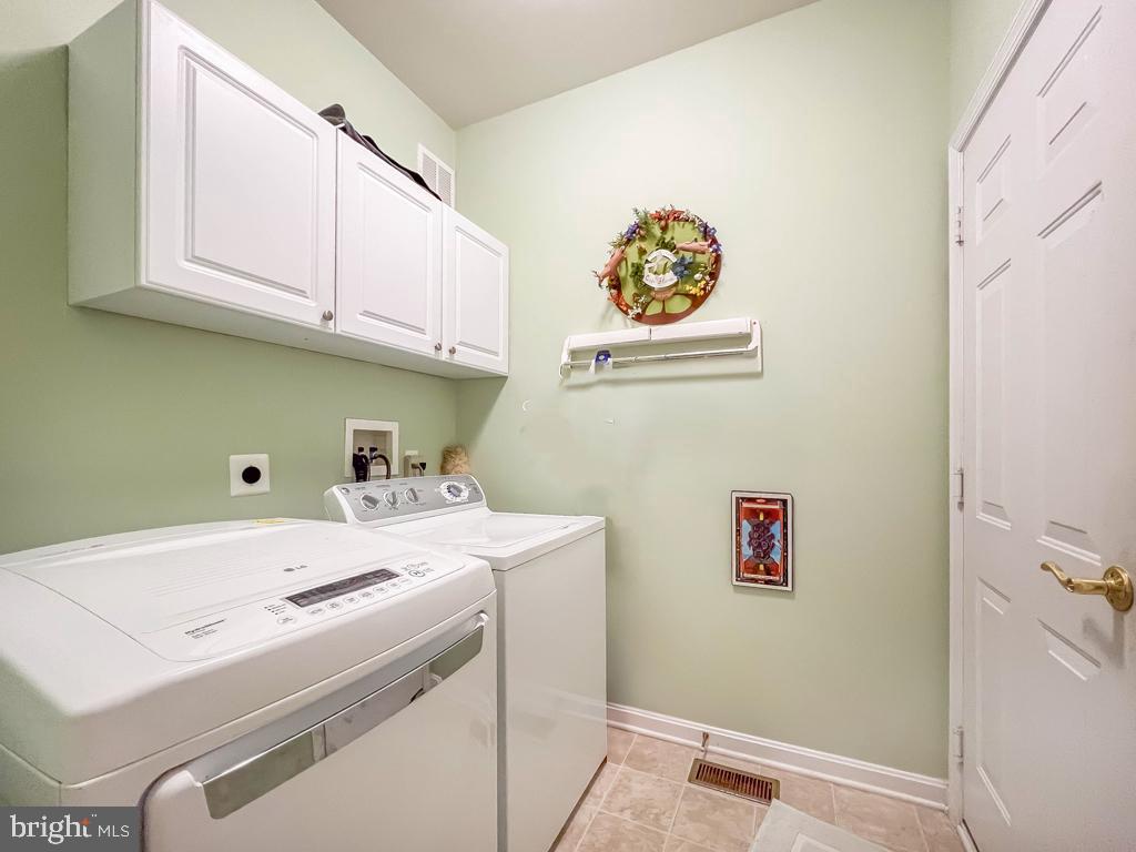 TRADITIONS AT WASH - Residential