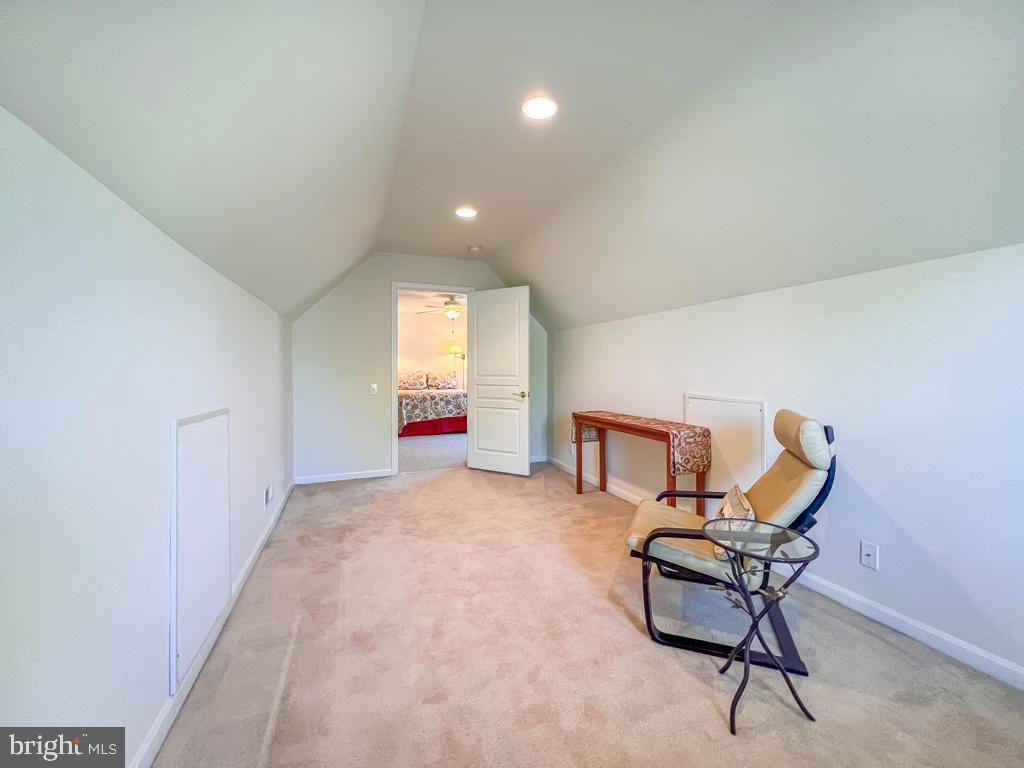 TRADITIONS AT WASH - Residential