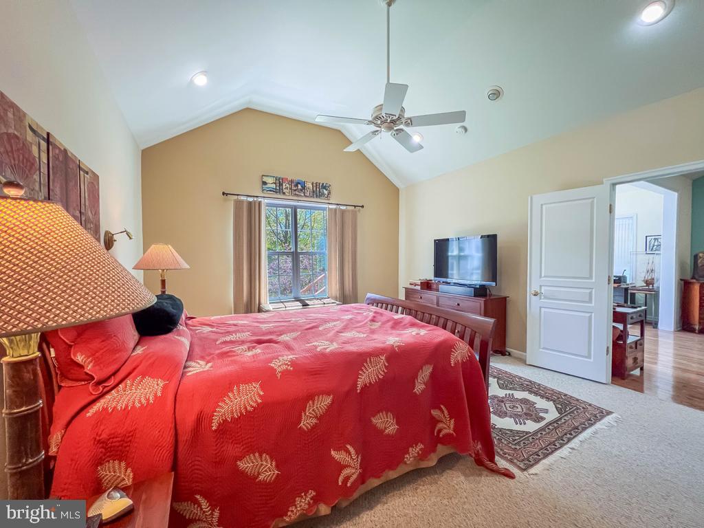 TRADITIONS AT WASH - Residential