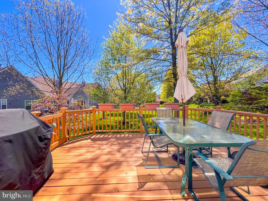 TRADITIONS AT WASH - Residential