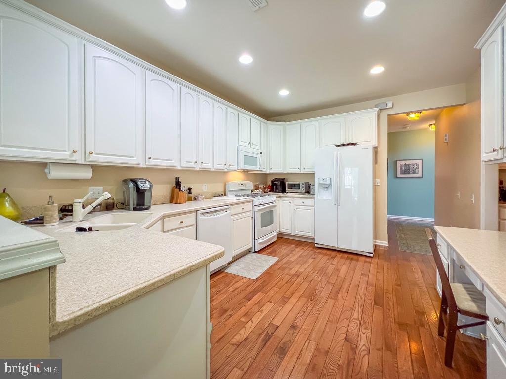 TRADITIONS AT WASH - Residential