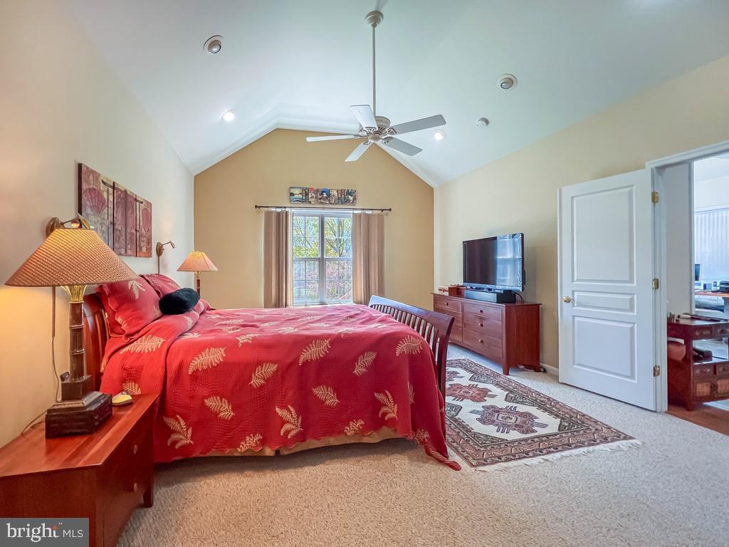 TRADITIONS AT WASH - Residential