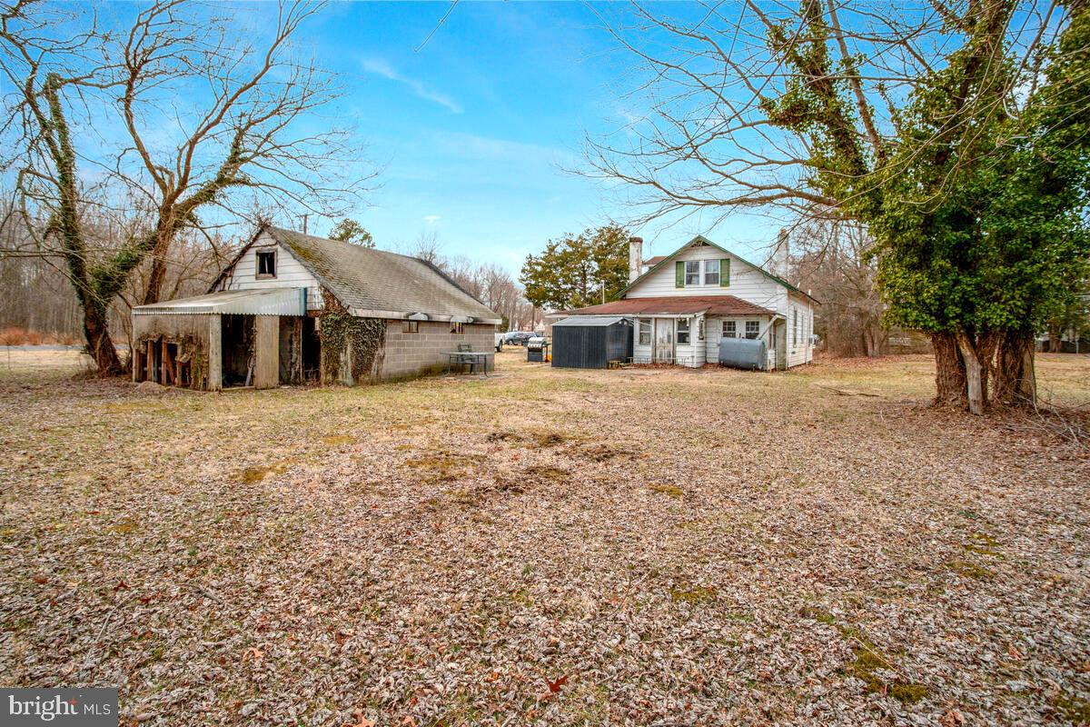 6037 DRUM POINT ROAD