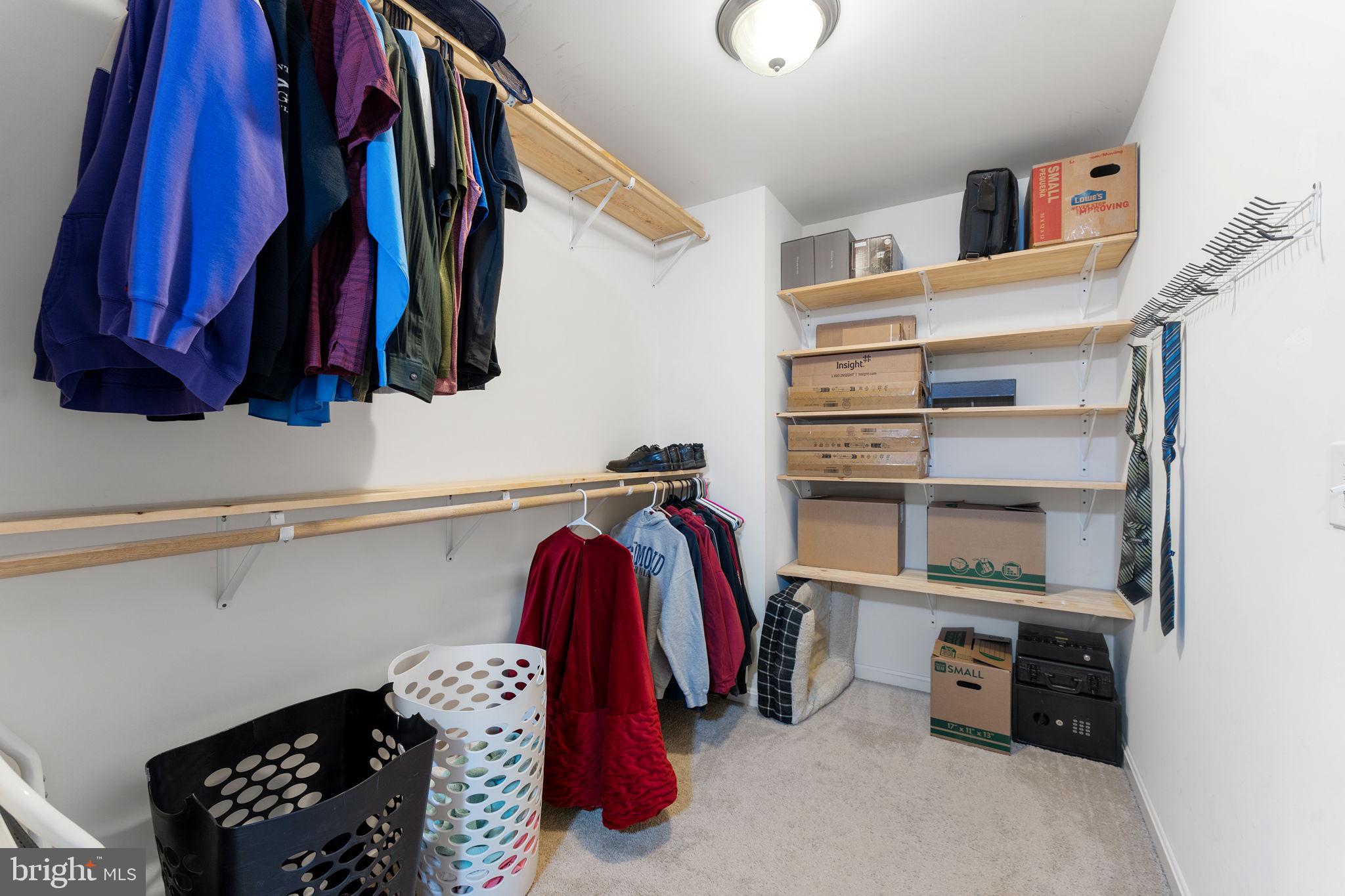 SOUTHGATE - Residential