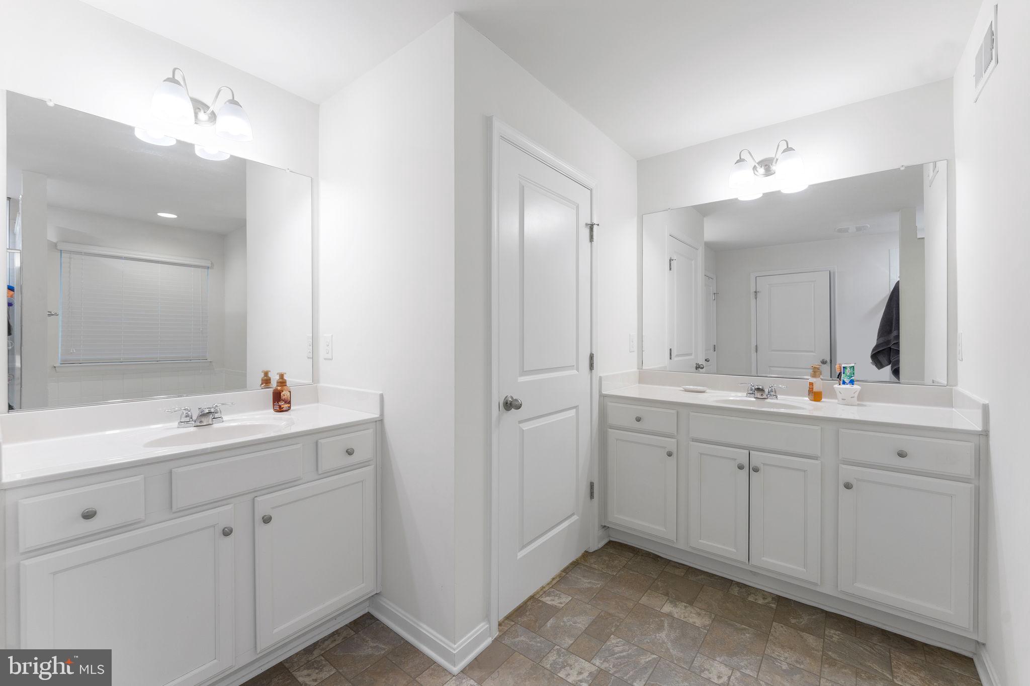 SOUTHGATE - Residential