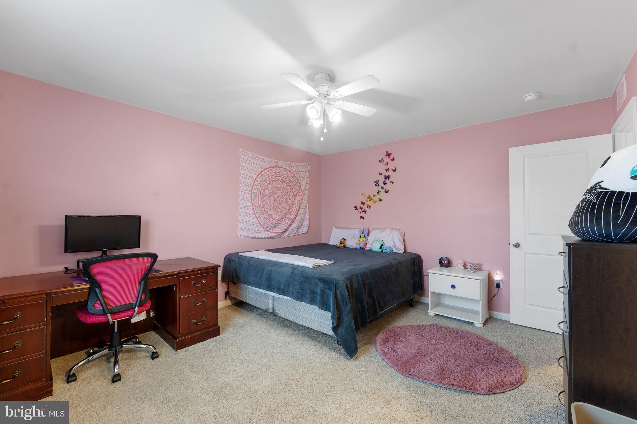 SOUTHGATE - Residential