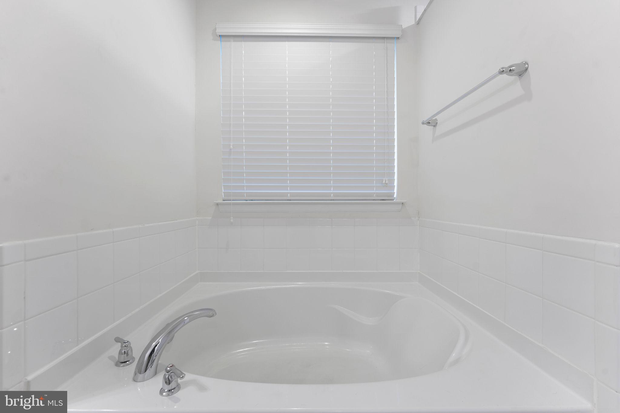 SOUTHGATE - Residential