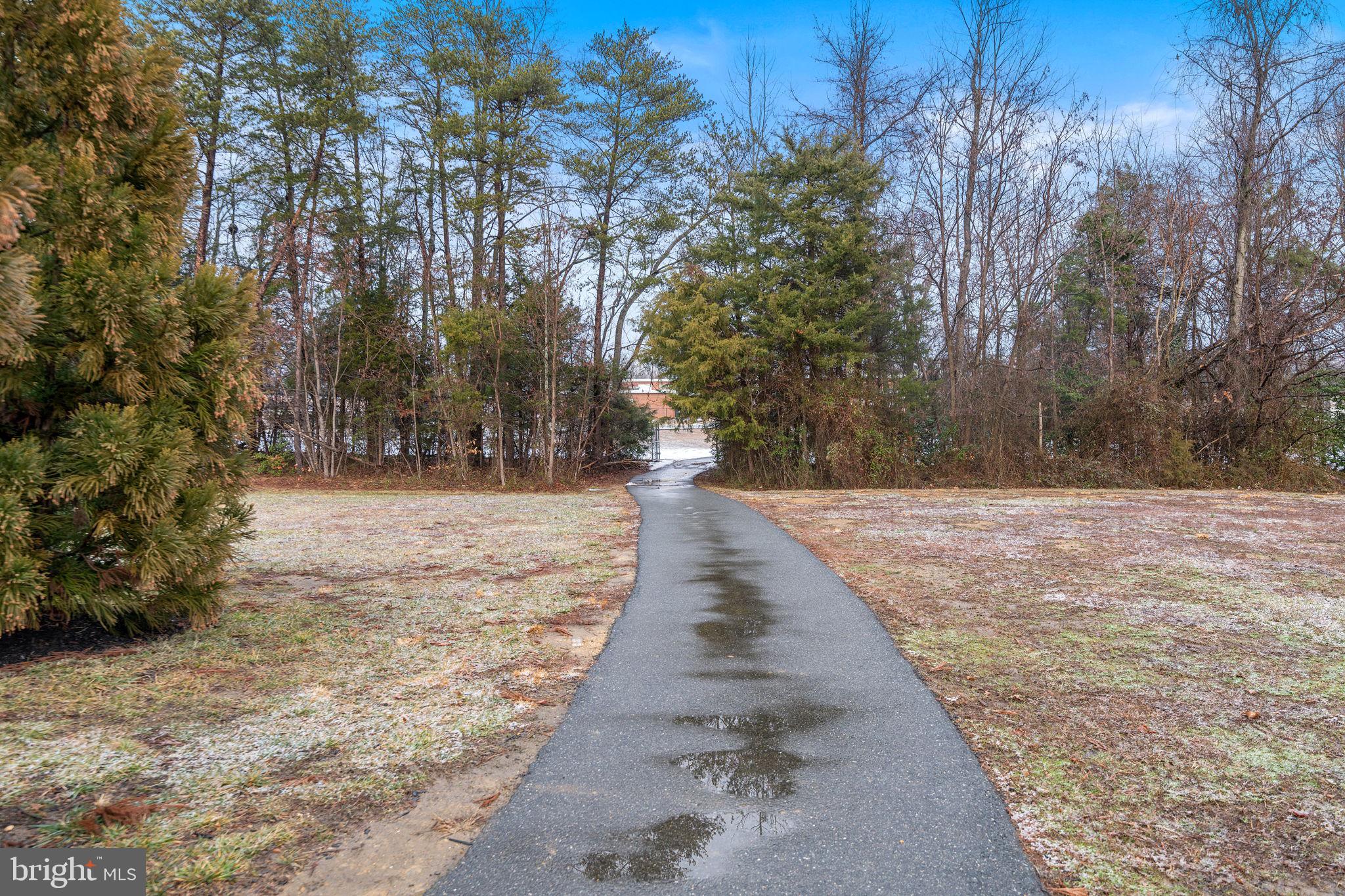 SOUTHGATE - Residential