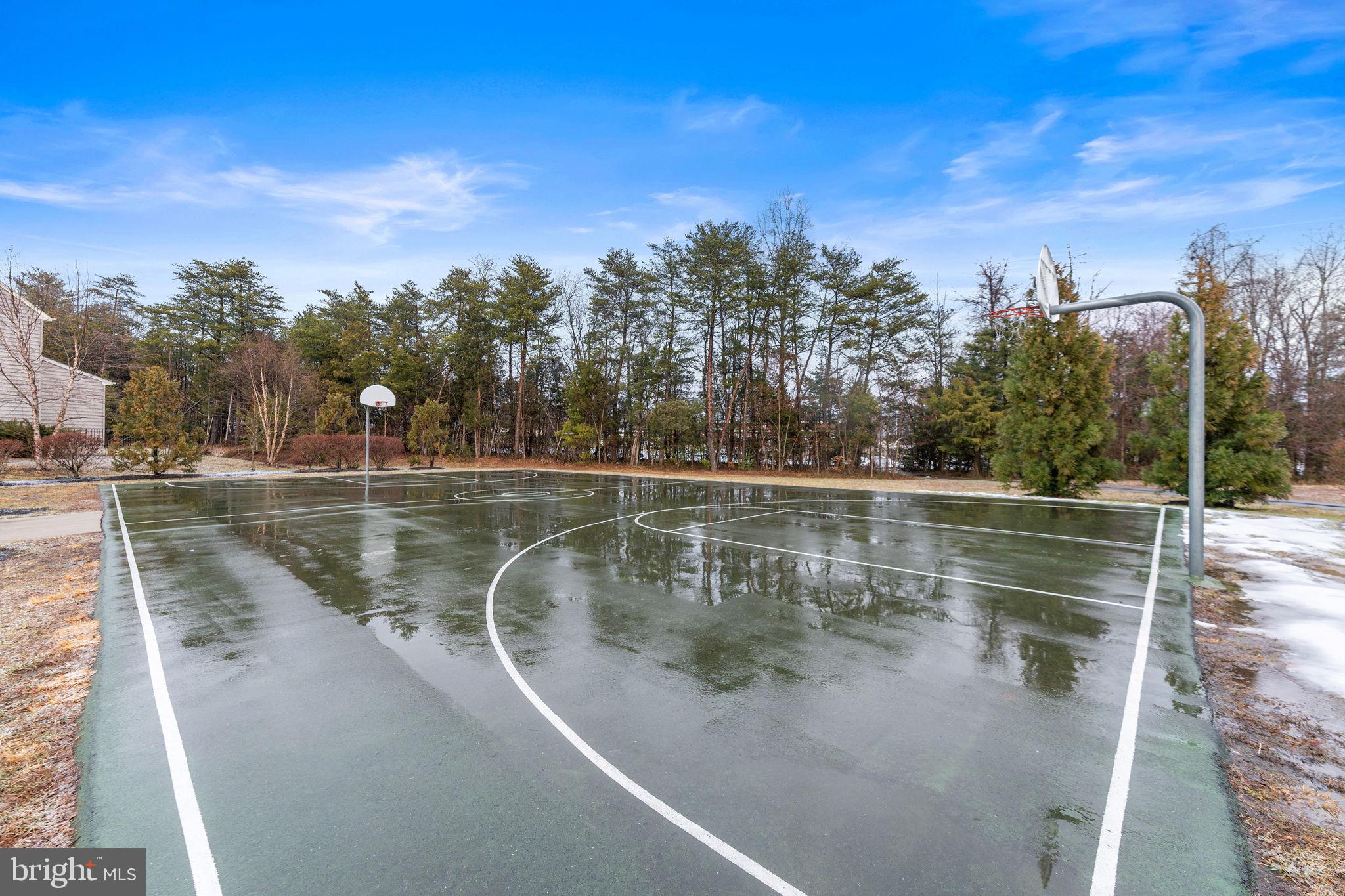 SOUTHGATE - Residential