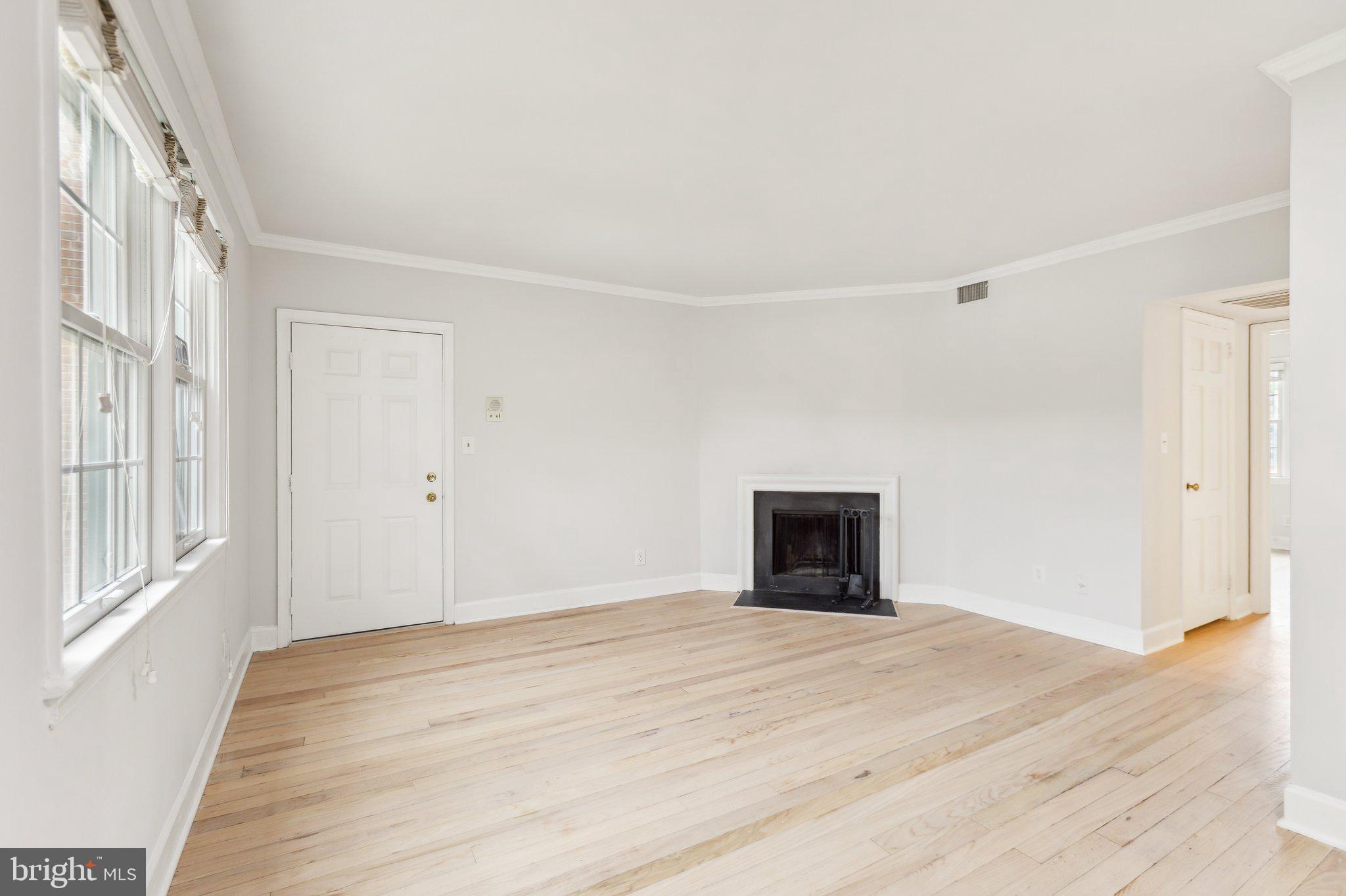 1119 N PITT STREET 2C