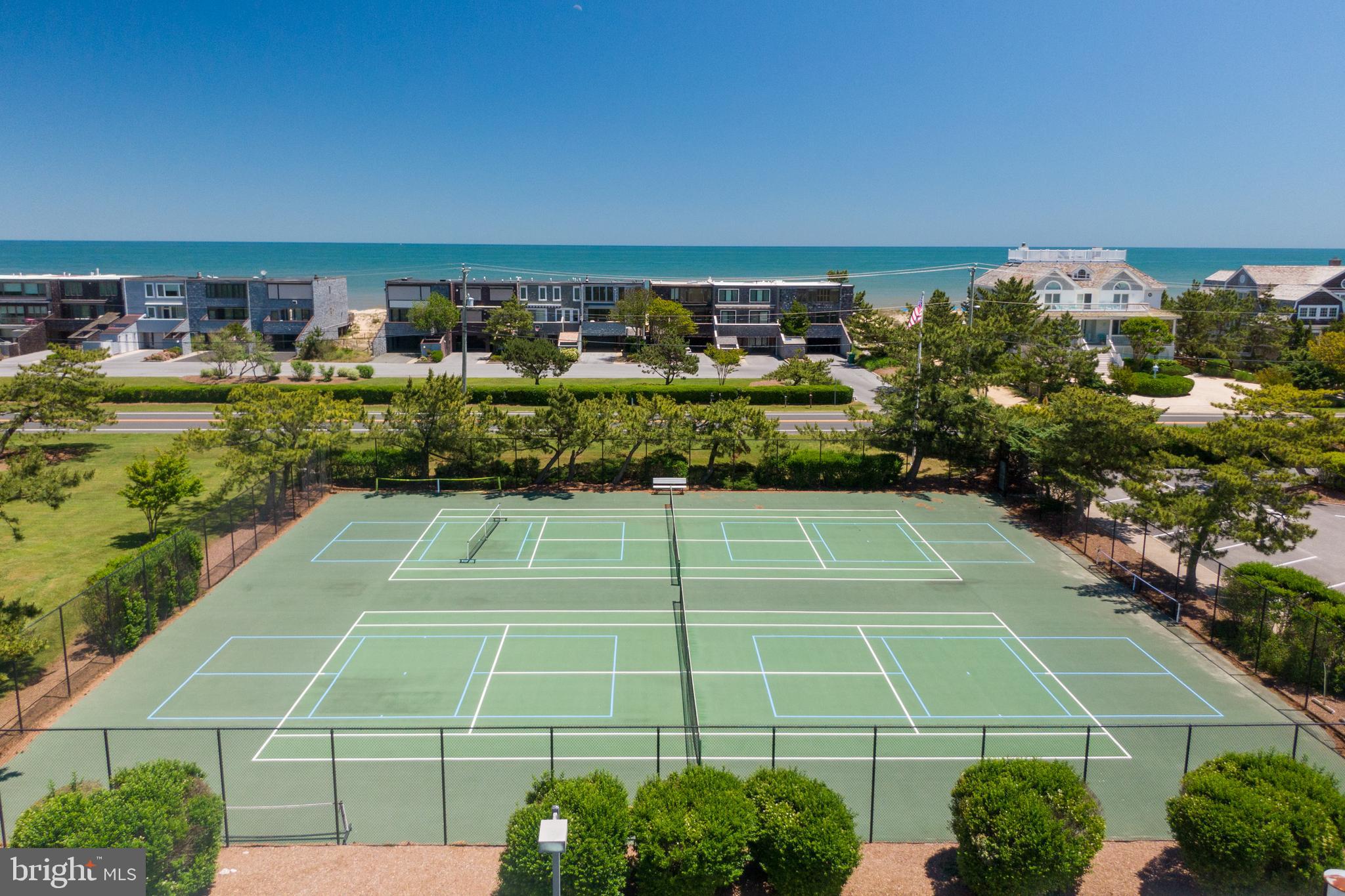 NORTH SHORES - Residential