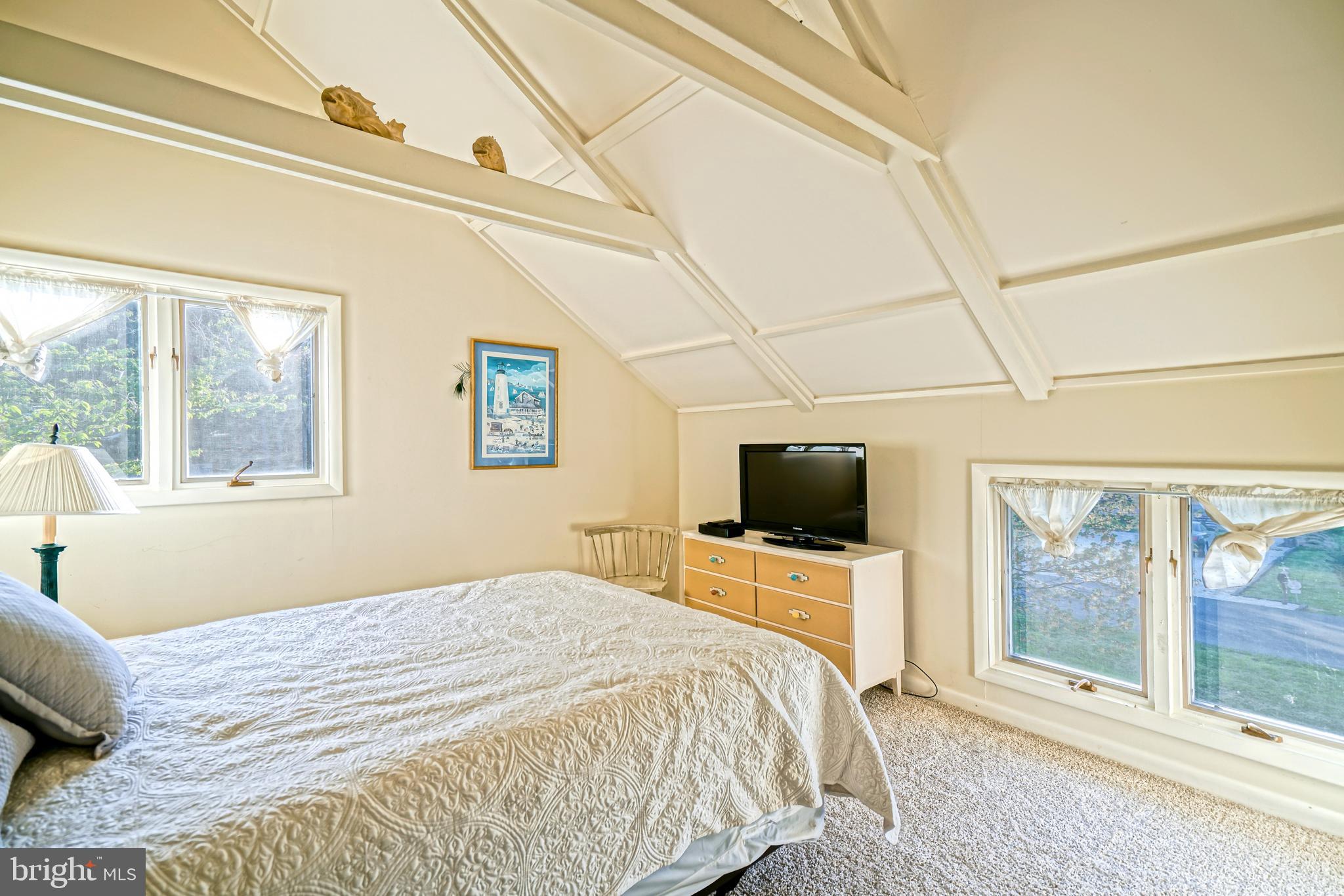 NORTH SHORES - Residential