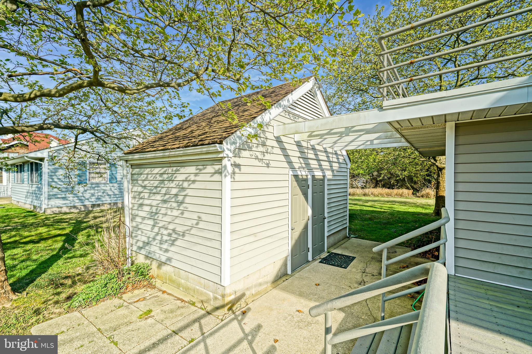 NORTH SHORES - Residential