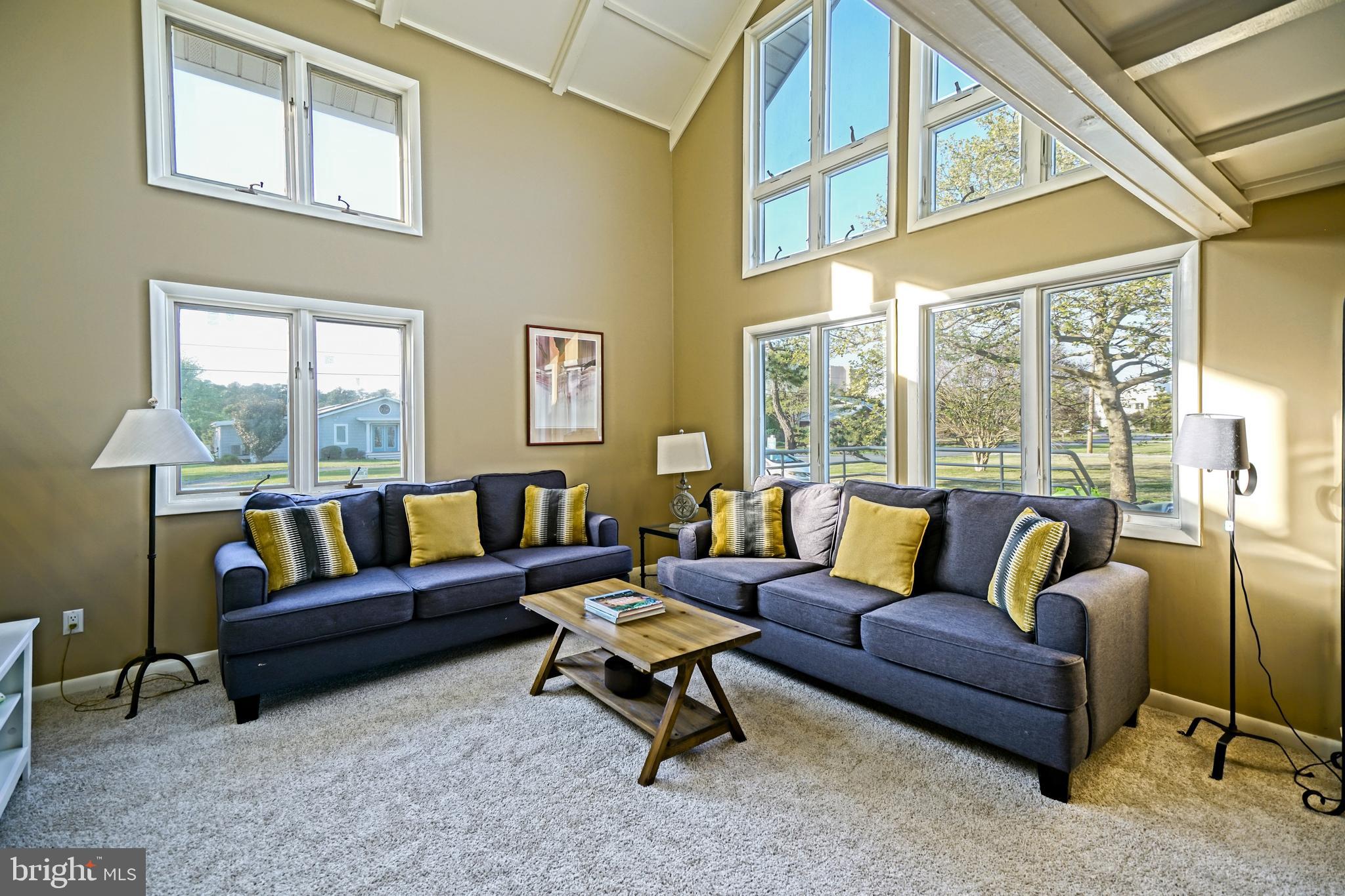 NORTH SHORES - Residential