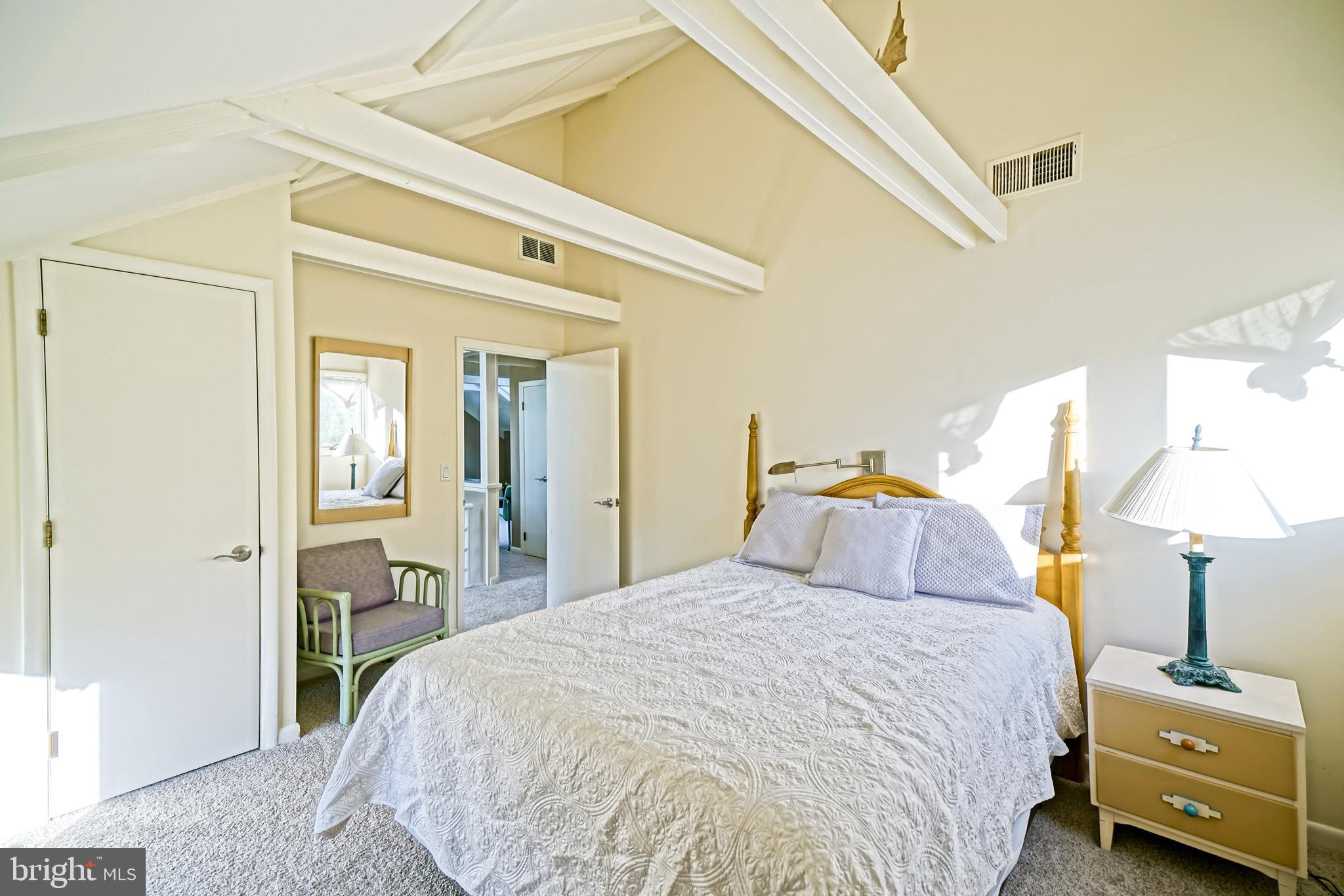 NORTH SHORES - Residential