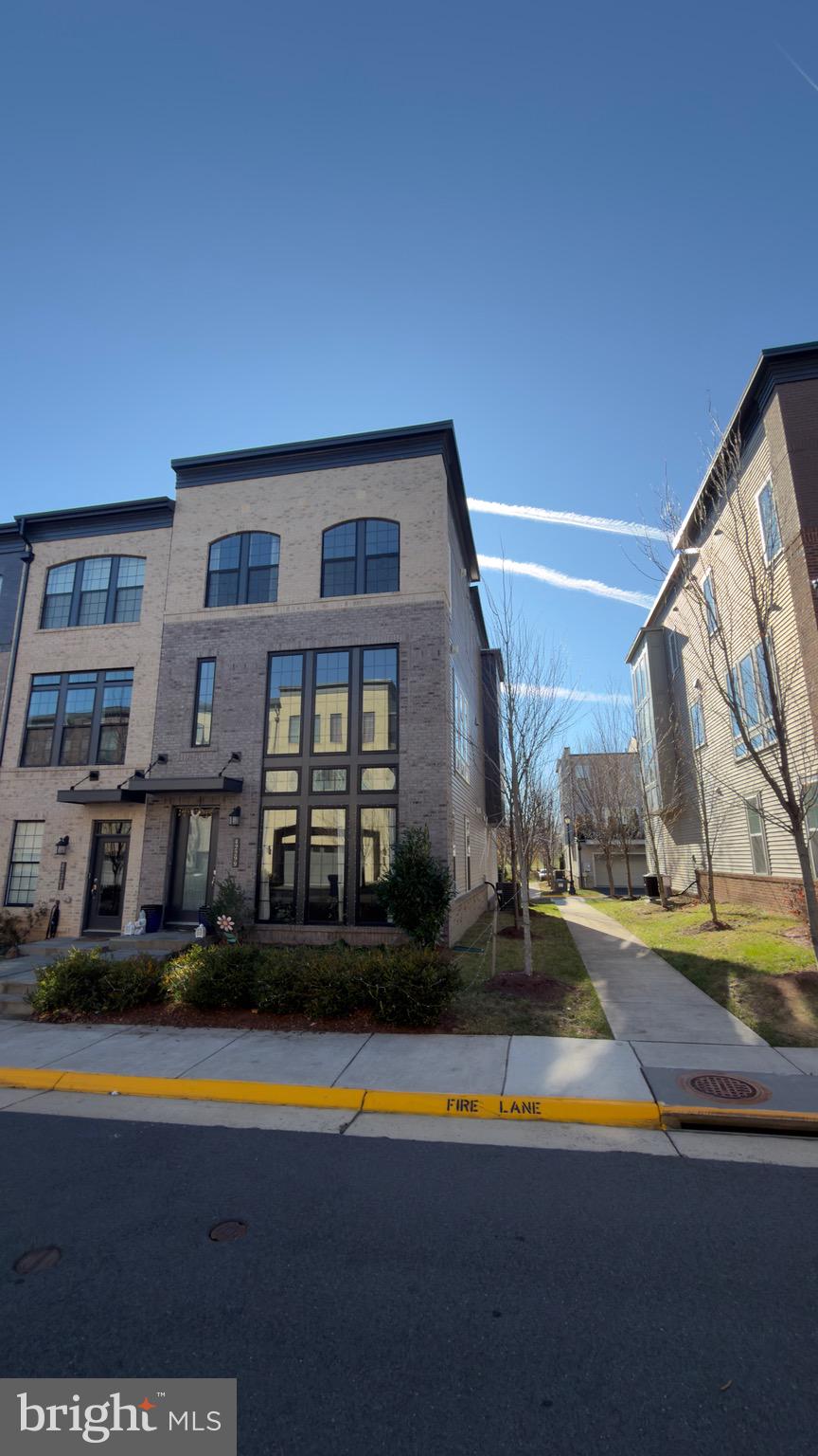 BRAMBLETON - Residential Lease