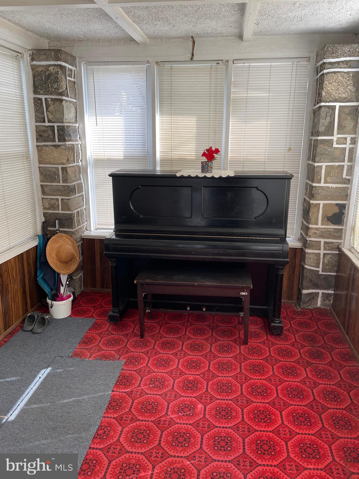 STONEHURST - Residential