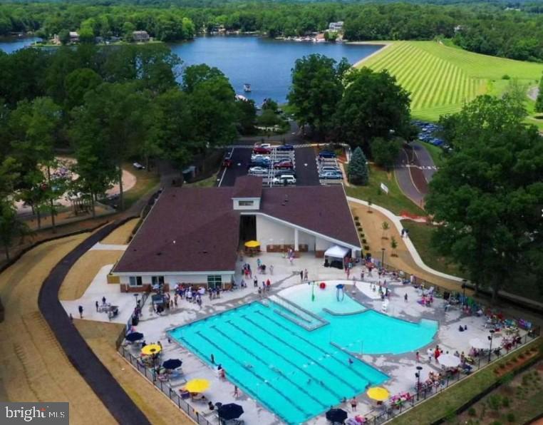 LAKE OF THE WOODS - Residential